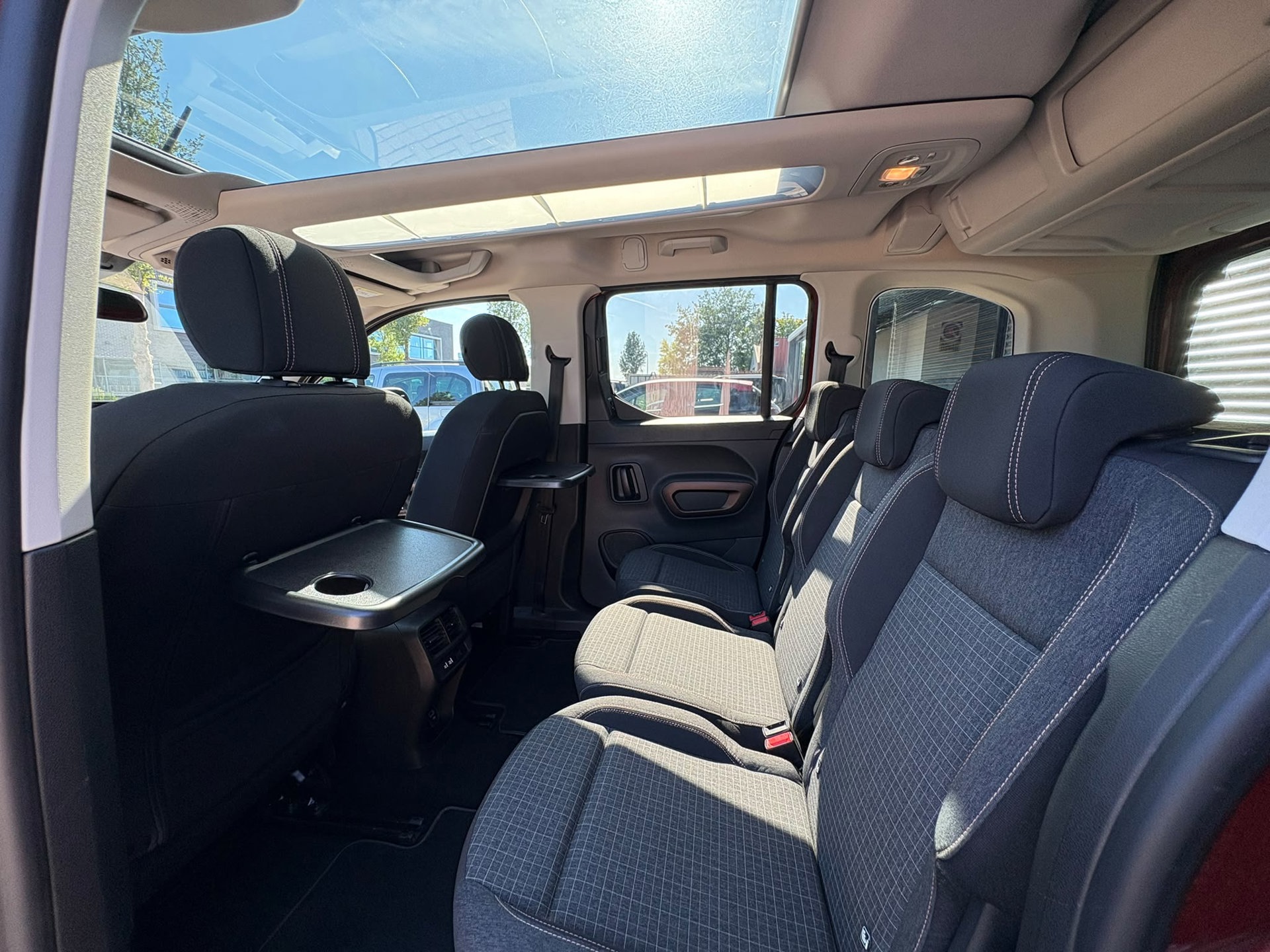 Foto van Peugeot Rifter