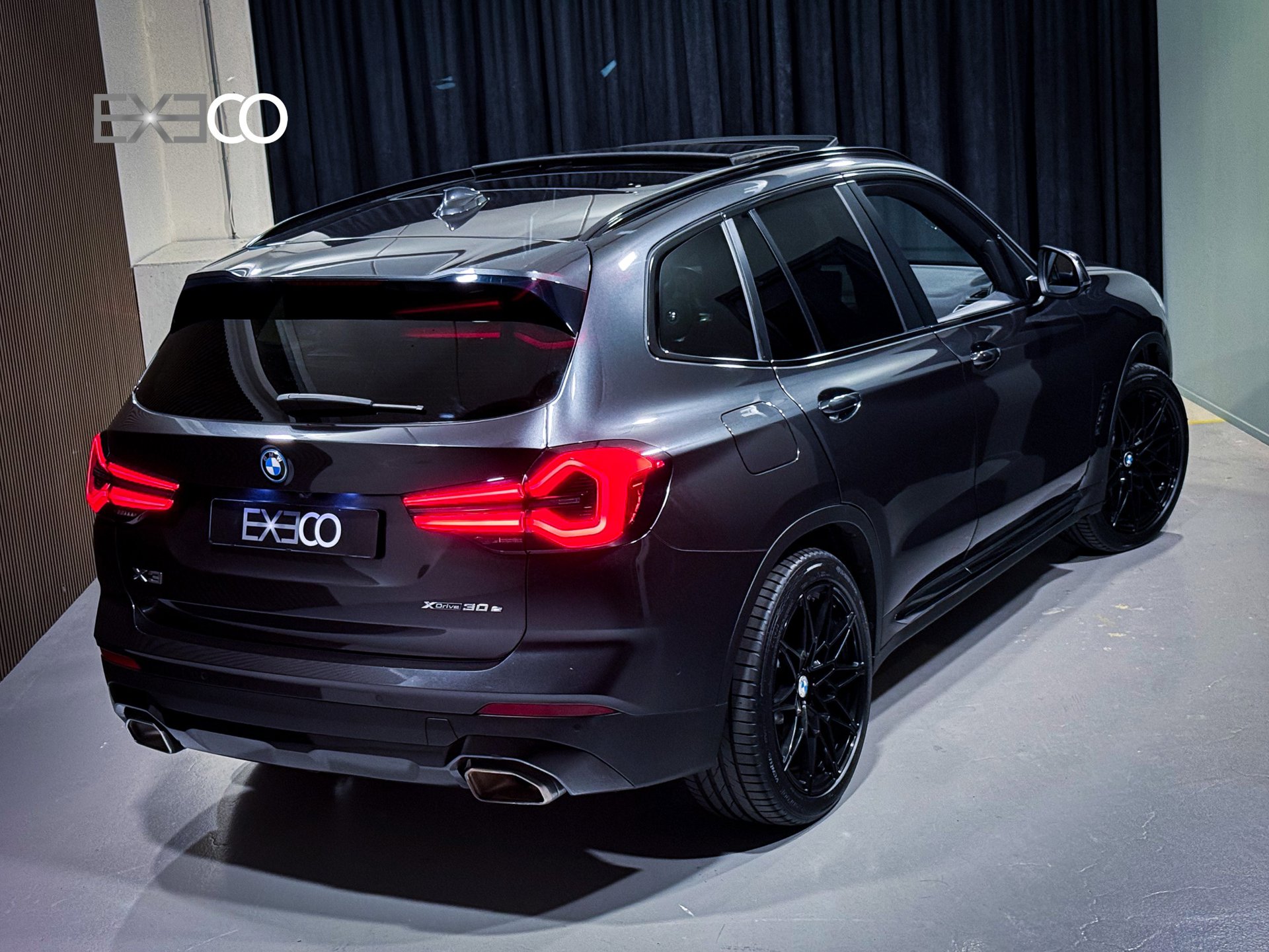 Foto van BMW X3 Xdrive30e