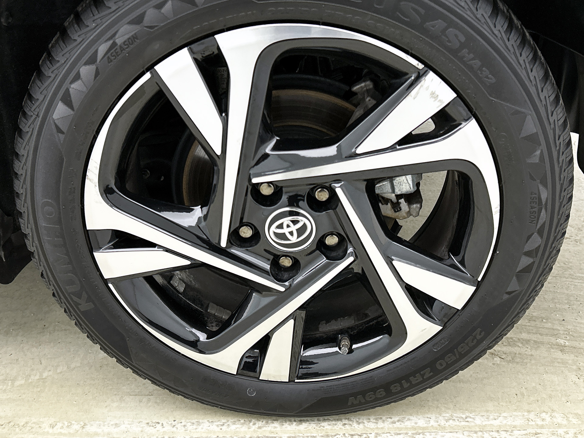 Foto van Toyota Toyota C-hr