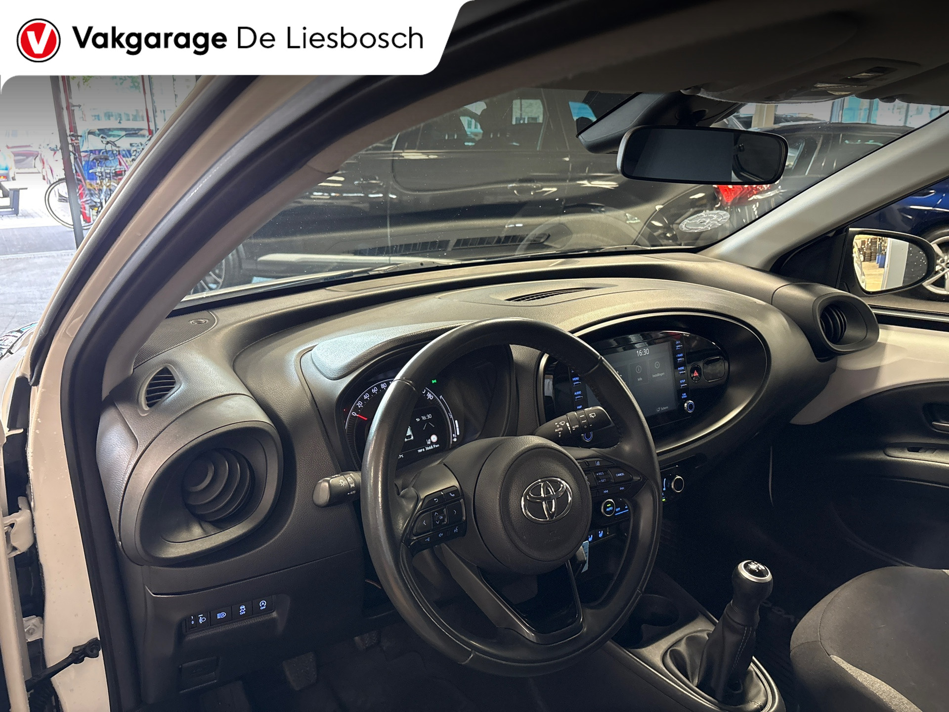 Foto van Toyota Toyota Aygo X