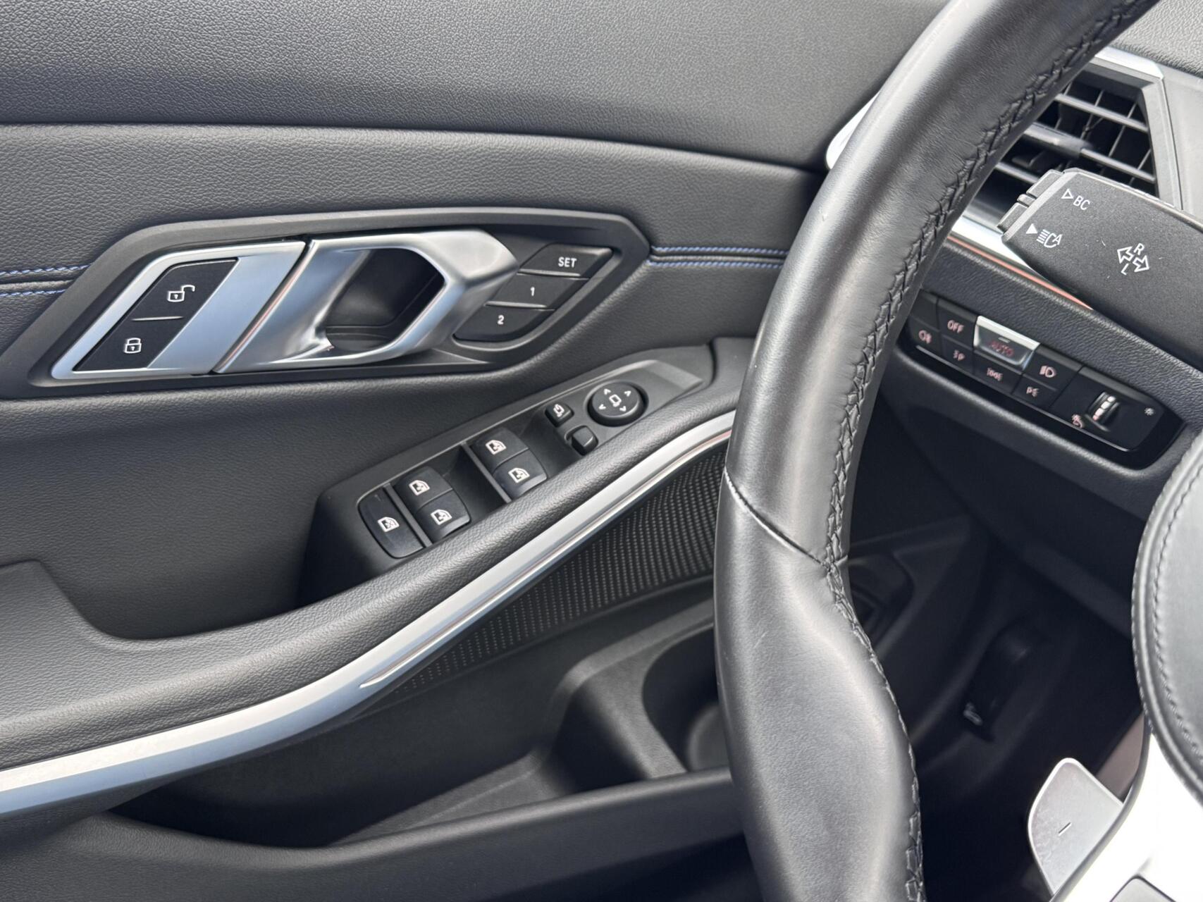 Foto van BMW 320i