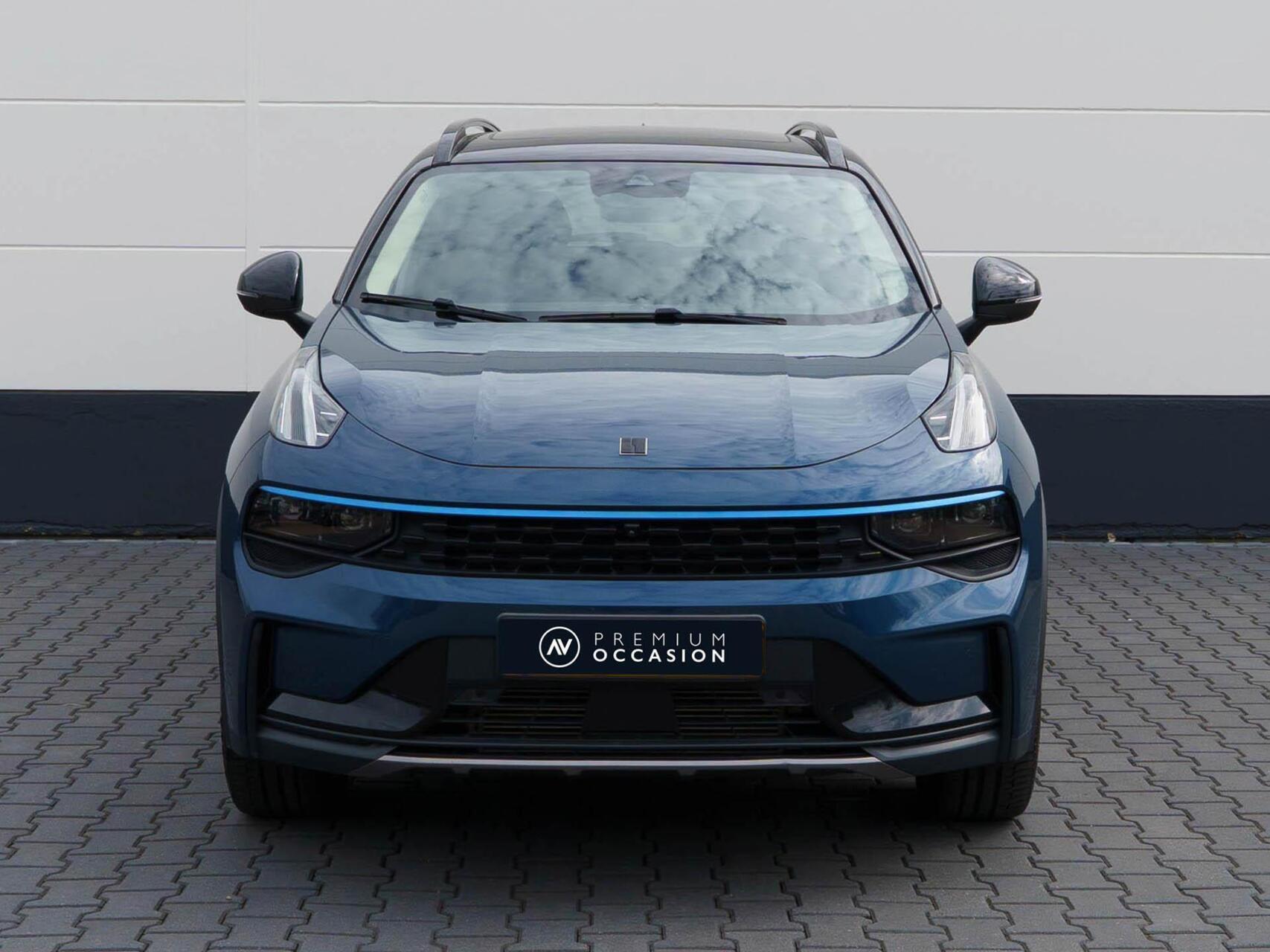 Foto van Lynk&co LYNK & Co 01