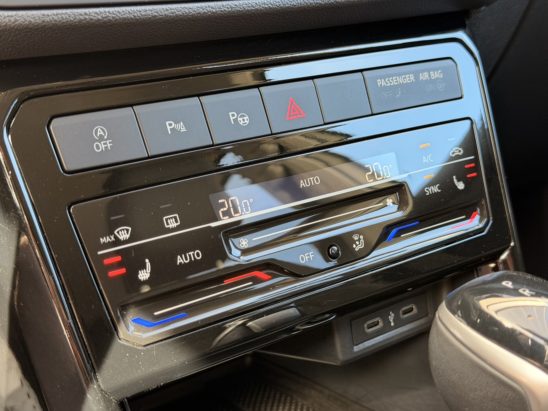 Foto van Volkswagen T-cross