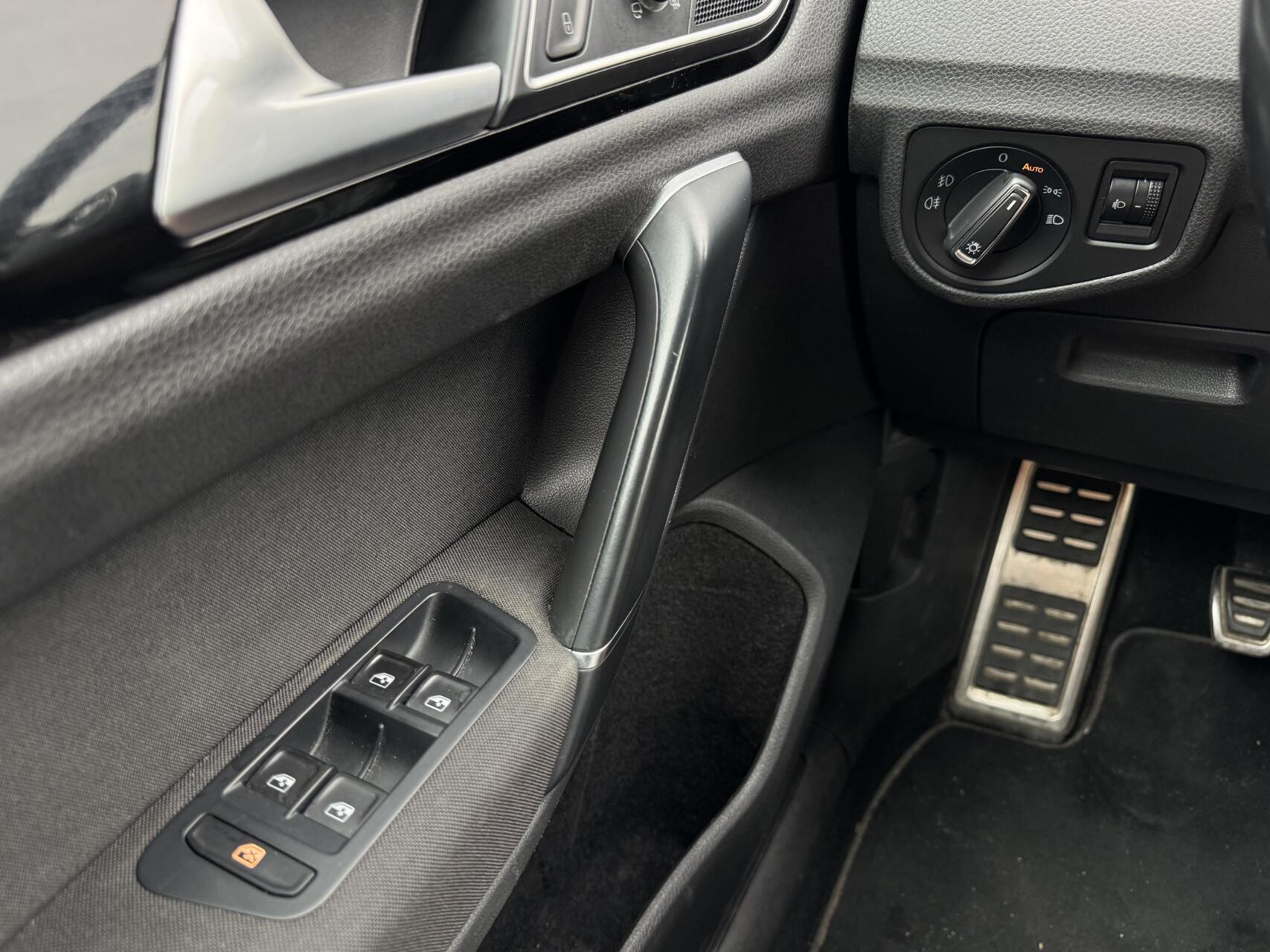 Foto van Volkswagen Golf Sportsvan