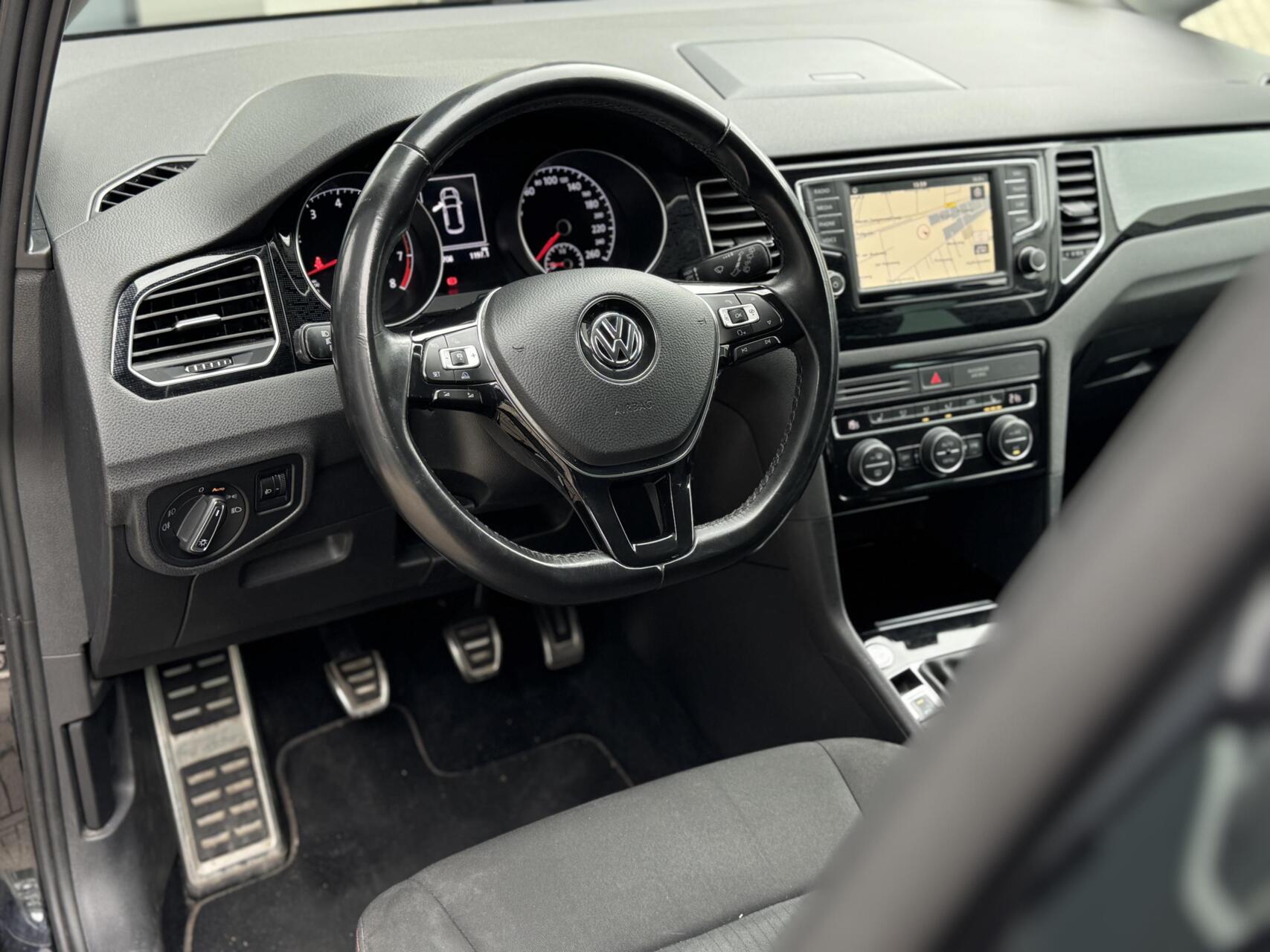 Foto van Volkswagen Golf Sportsvan
