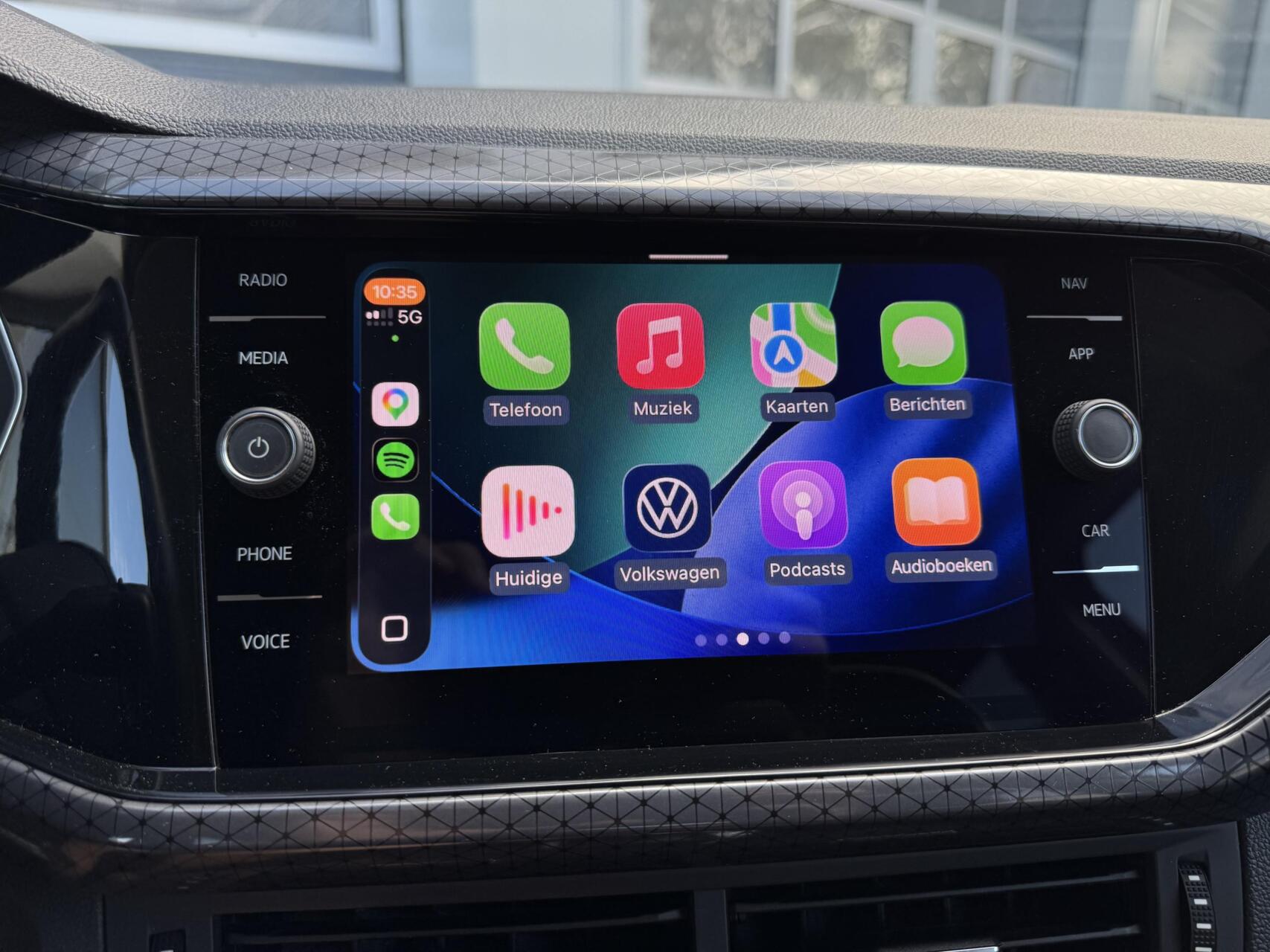 Foto van Volkswagen T-cross
