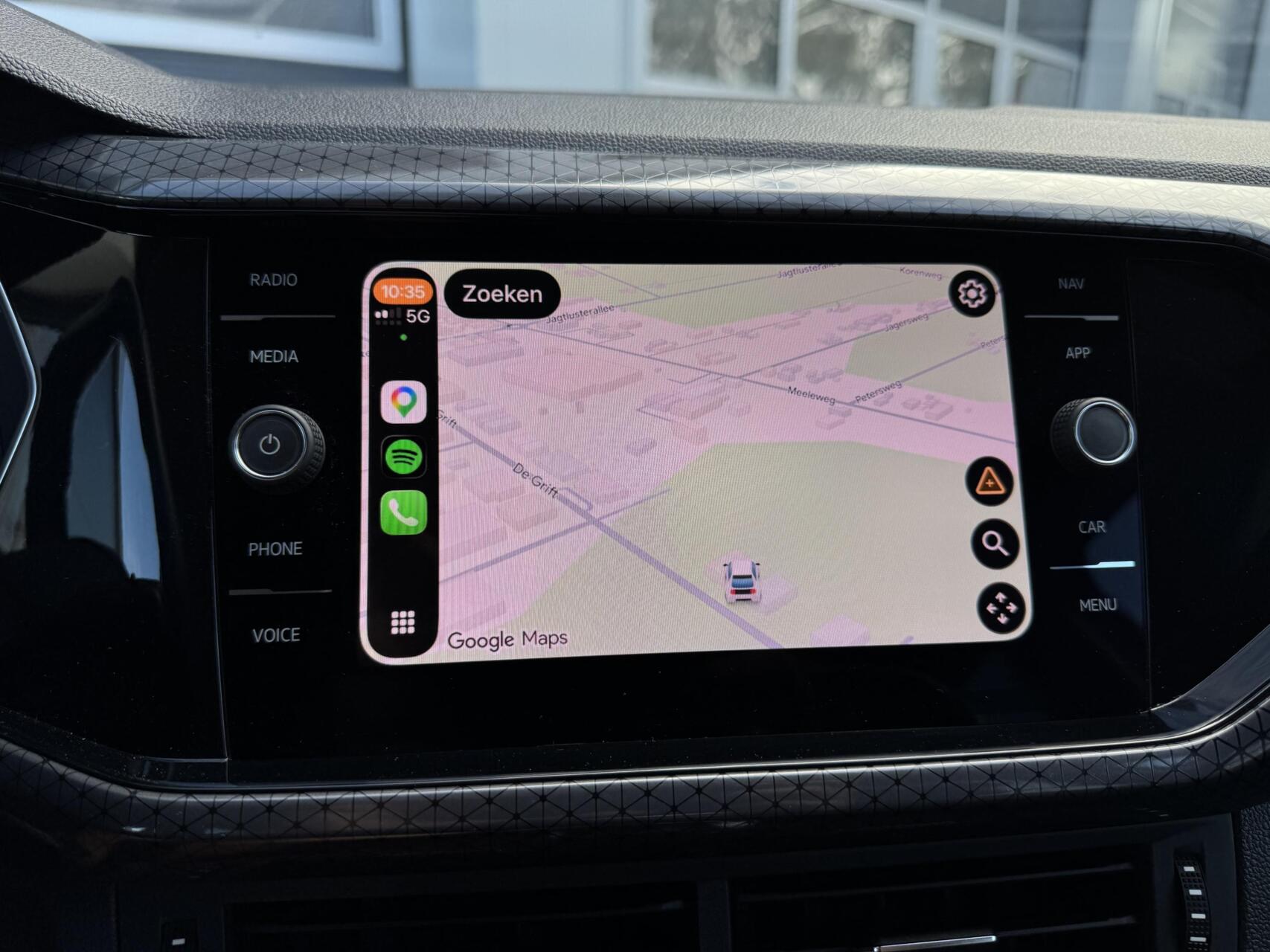 Foto van Volkswagen T-cross