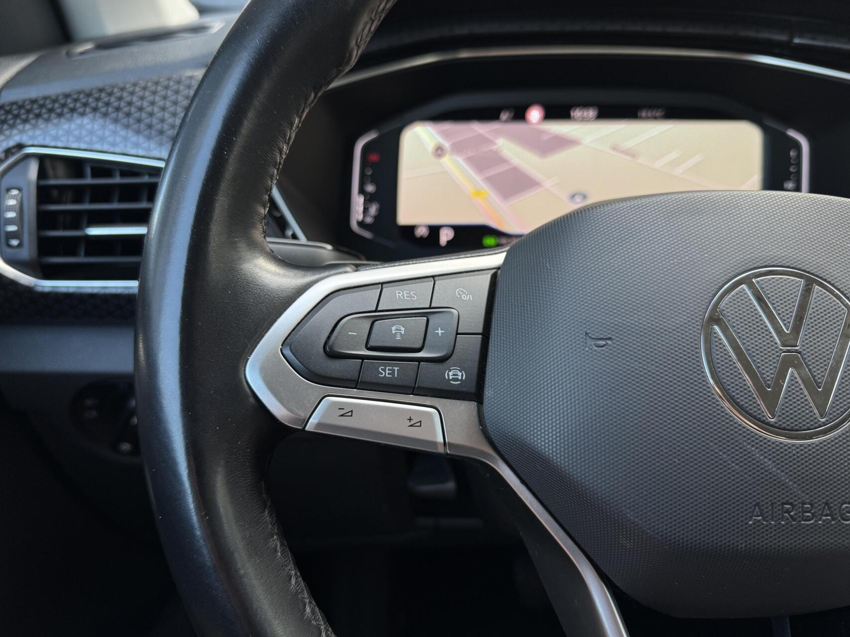 Foto van Volkswagen T-cross