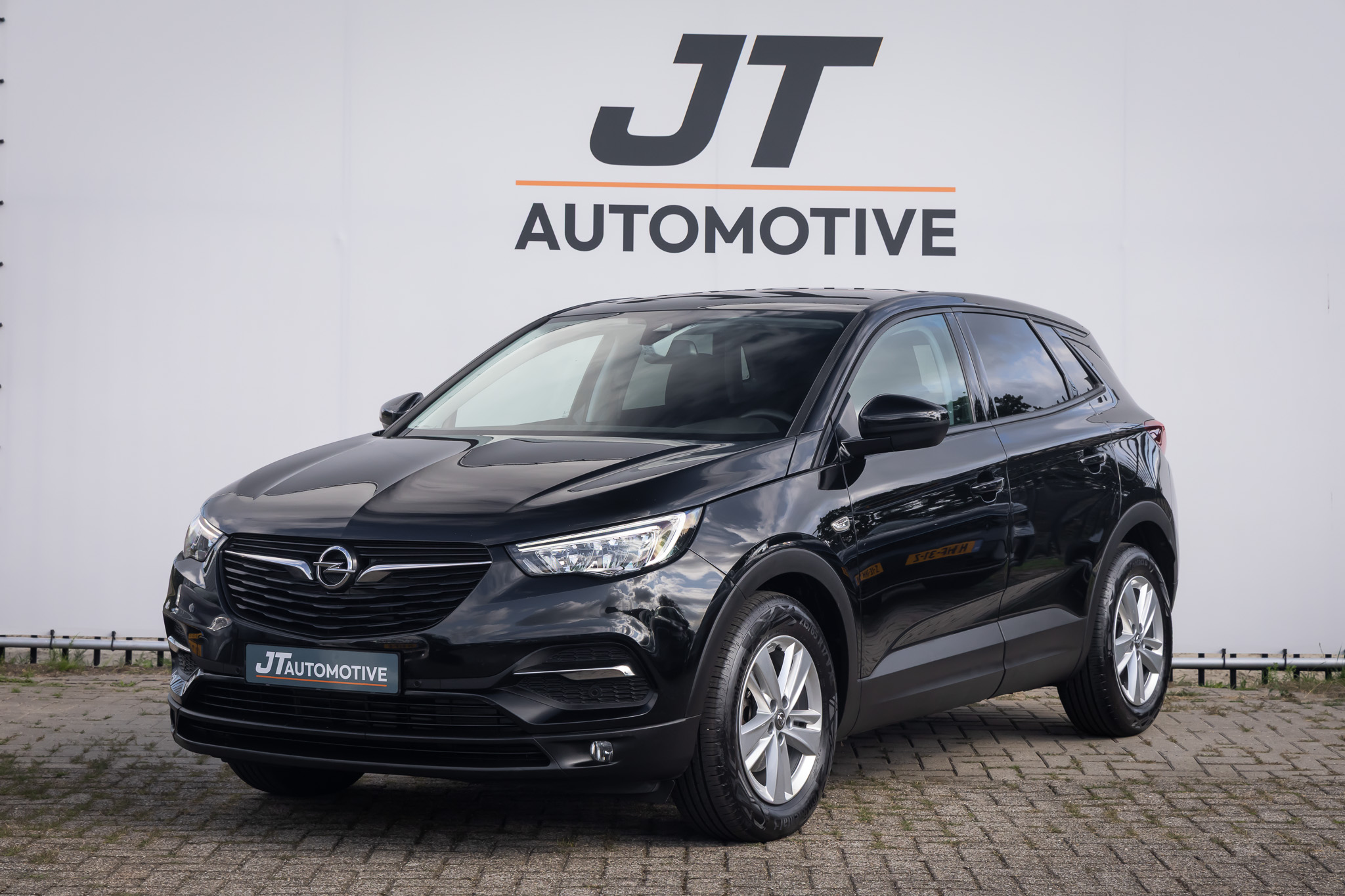 Opel Grandland X 1.2 Turbo Elegance klimaat control | Pdc | cruise control | Carplay | Dab 2021 - voorkant