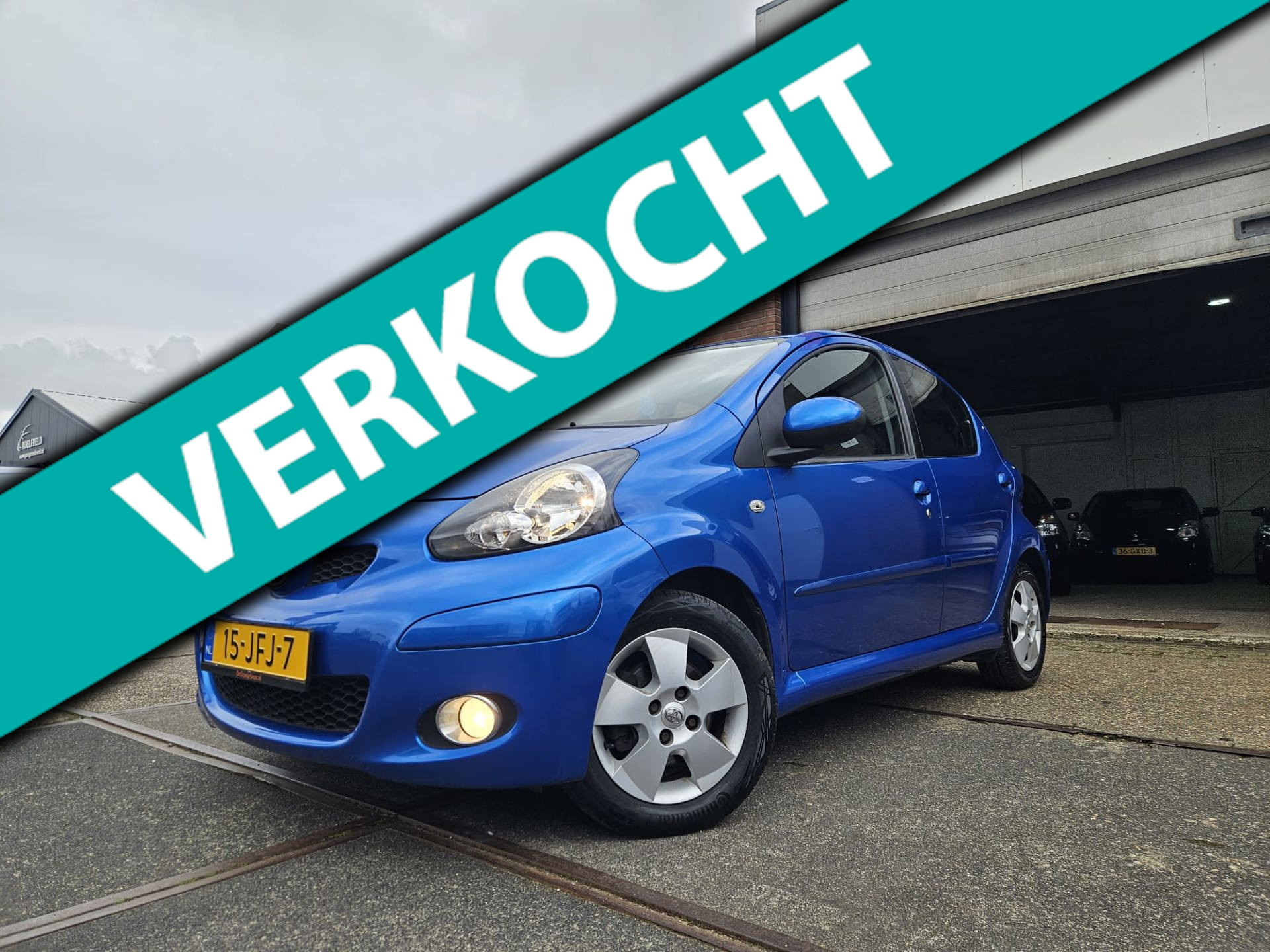 Toyota Toyota Aygo 1.0-12V Dynamic Blue GARANTIE 2009 - voorkant