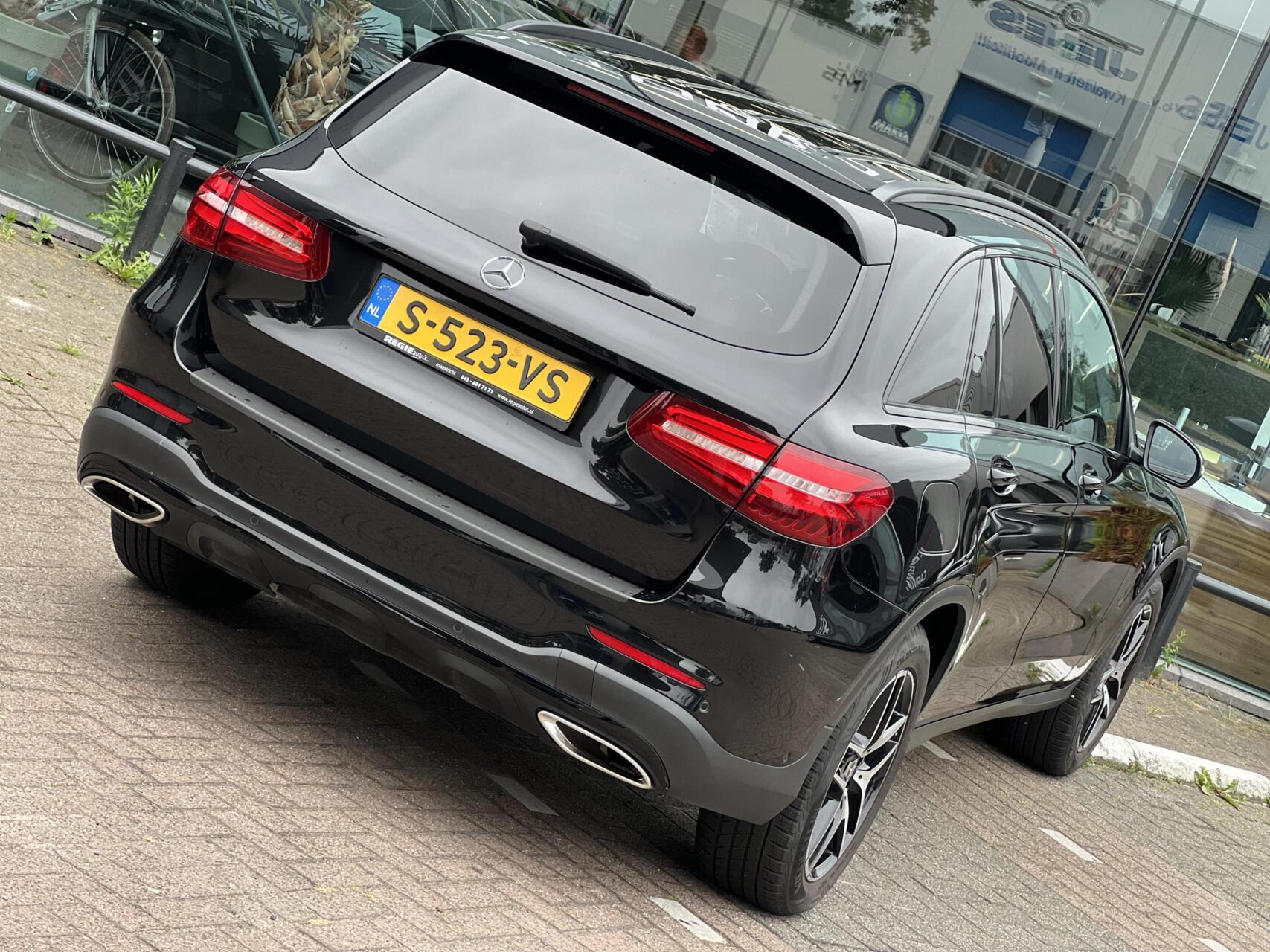 Foto van Mercedes-Benz GLC 250 4Matic