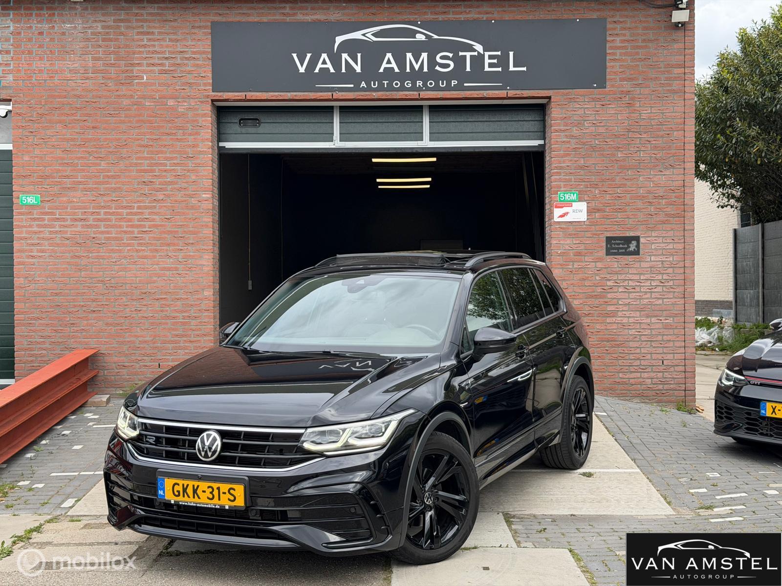 Volkswagen Tiguan - 1.5 TSI - 3x R-Line - Full Option 2021 - voorkant