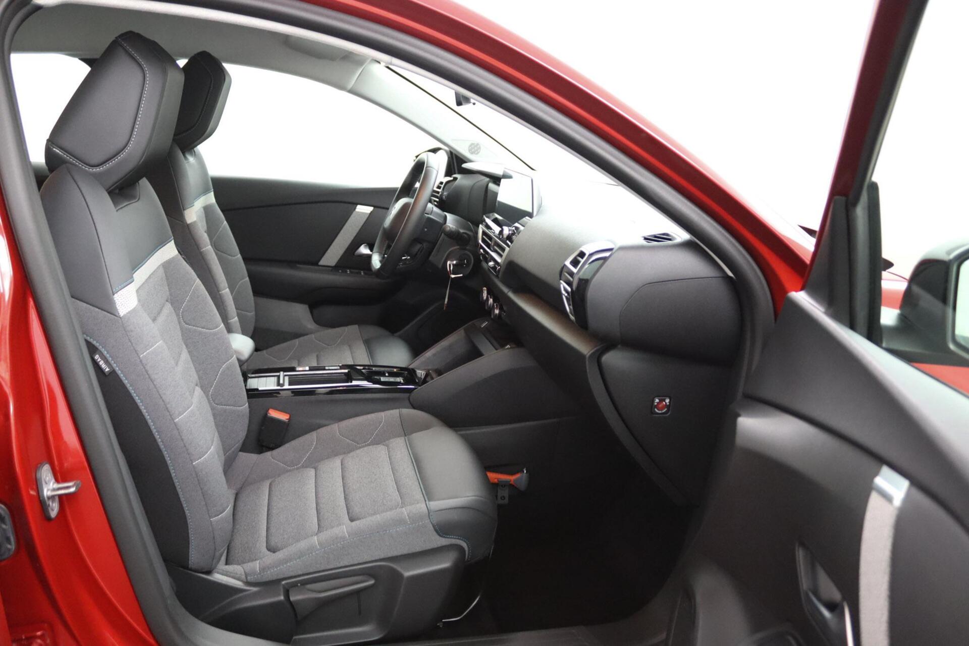 Foto van Citroen E-c4