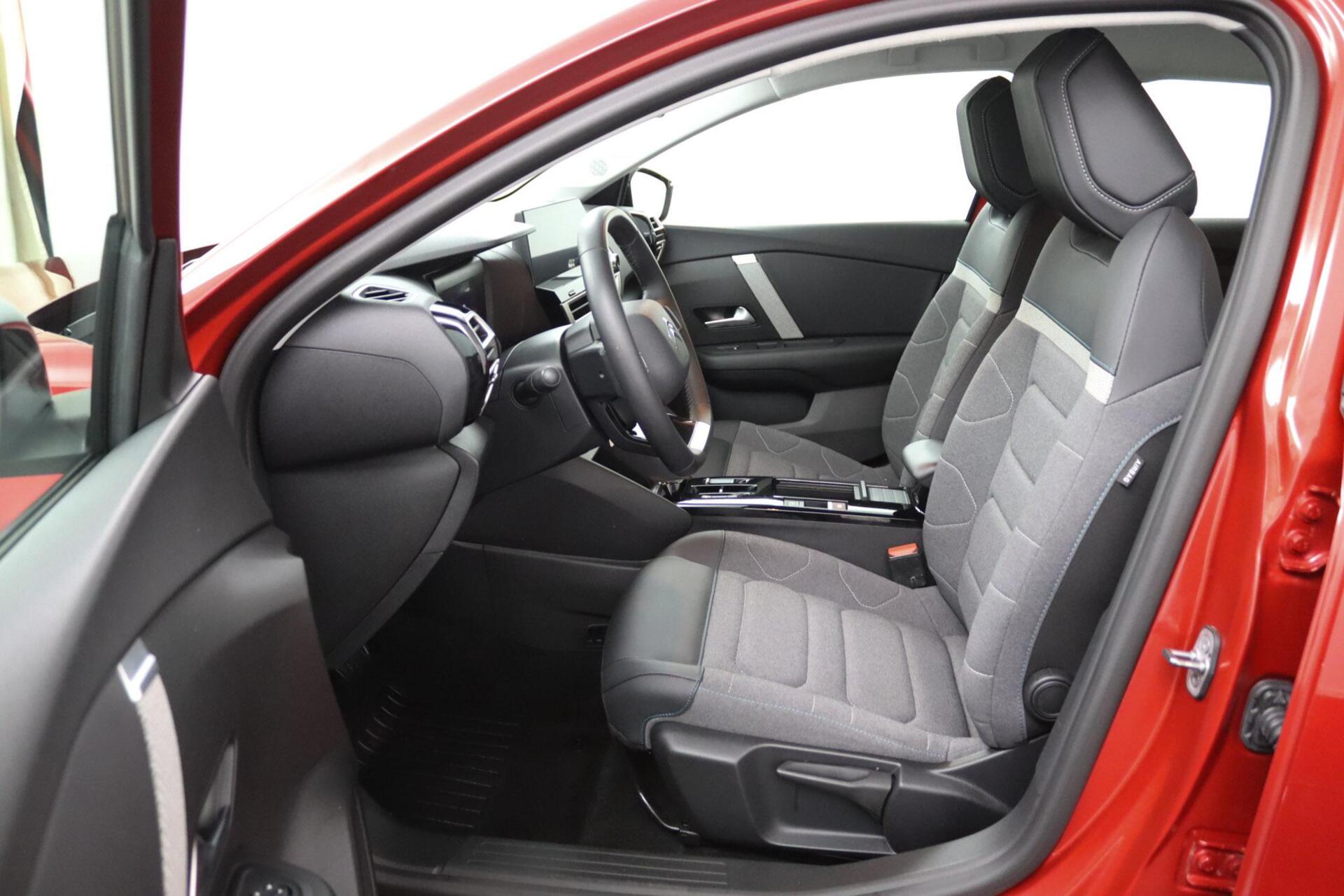 Foto van Citroen E-c4