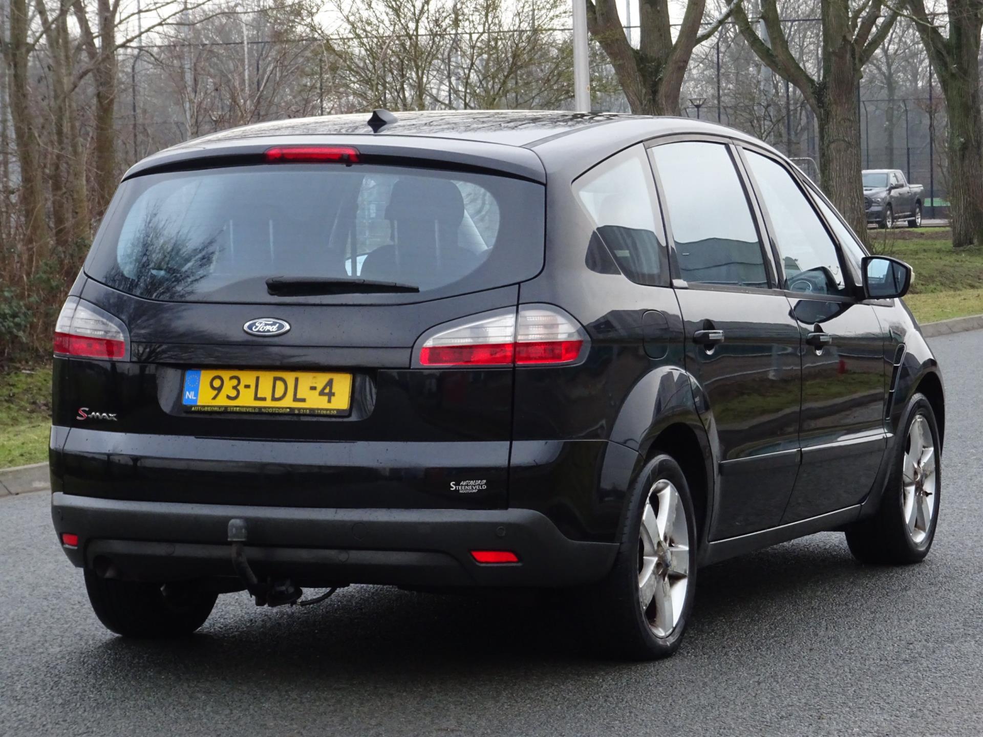 Foto van Ford S-max