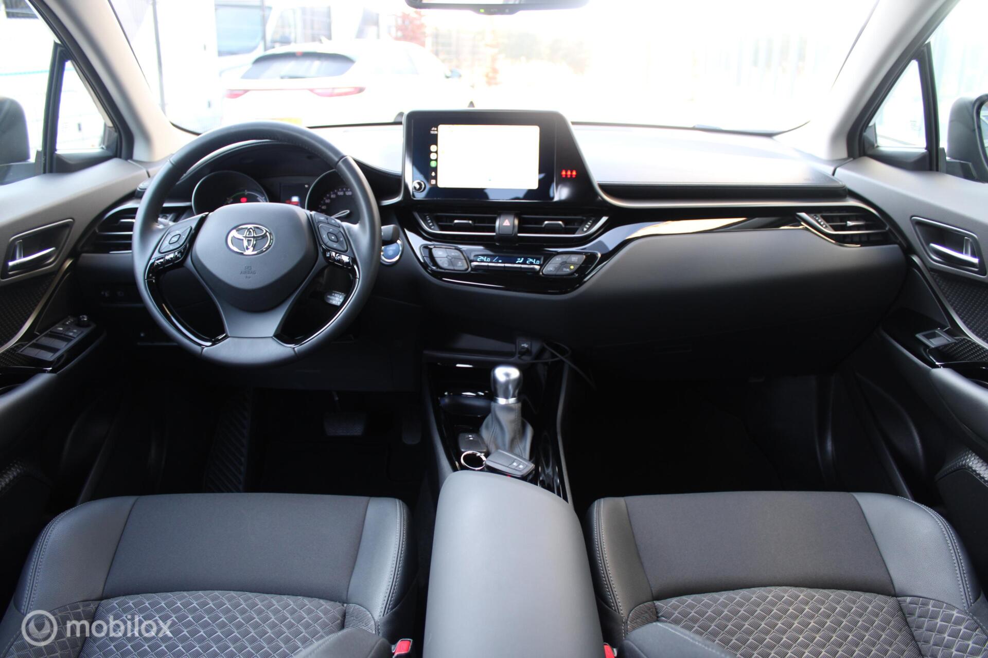 Foto van Toyota Toyota C-hr