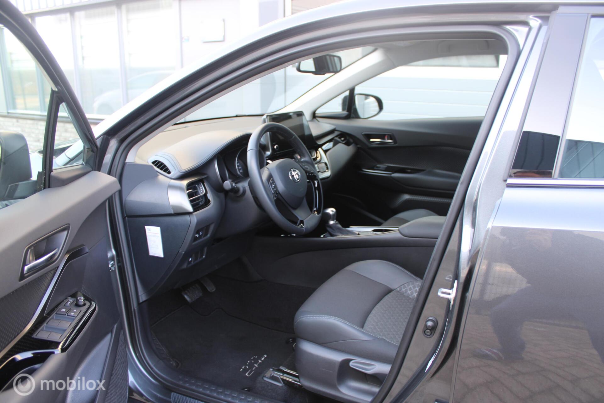 Foto van Toyota Toyota C-hr