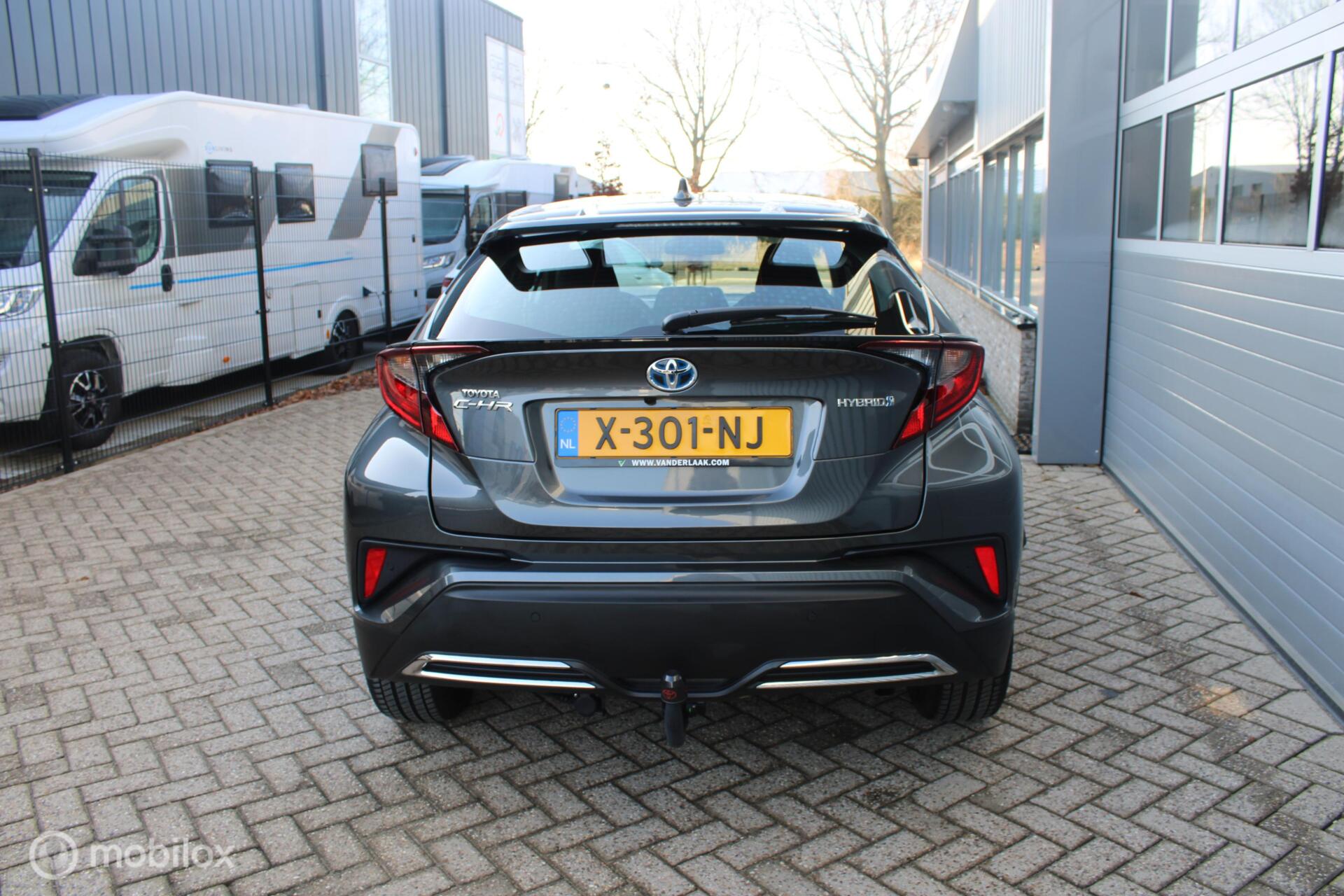 Foto van Toyota Toyota C-hr