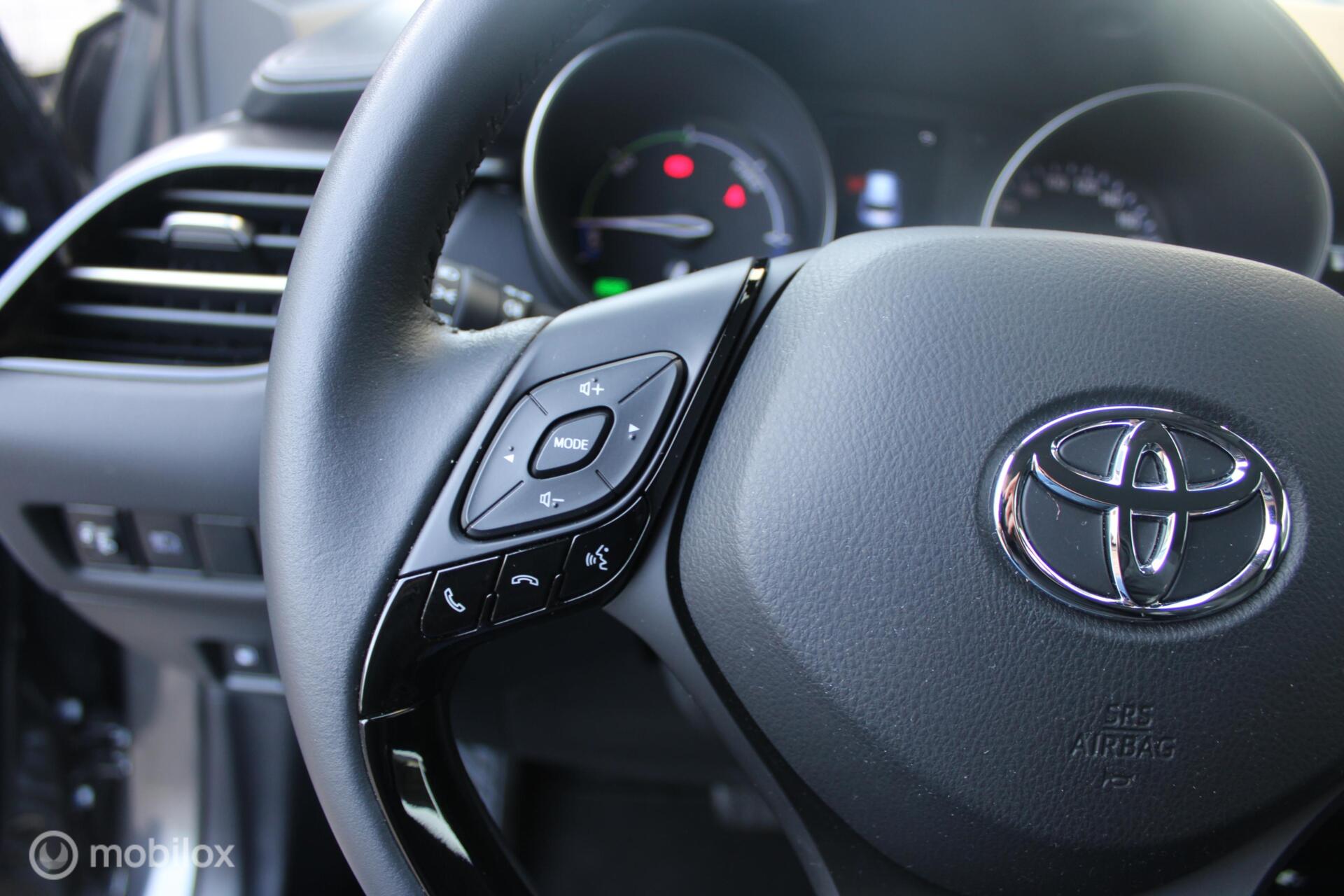 Foto van Toyota Toyota C-hr