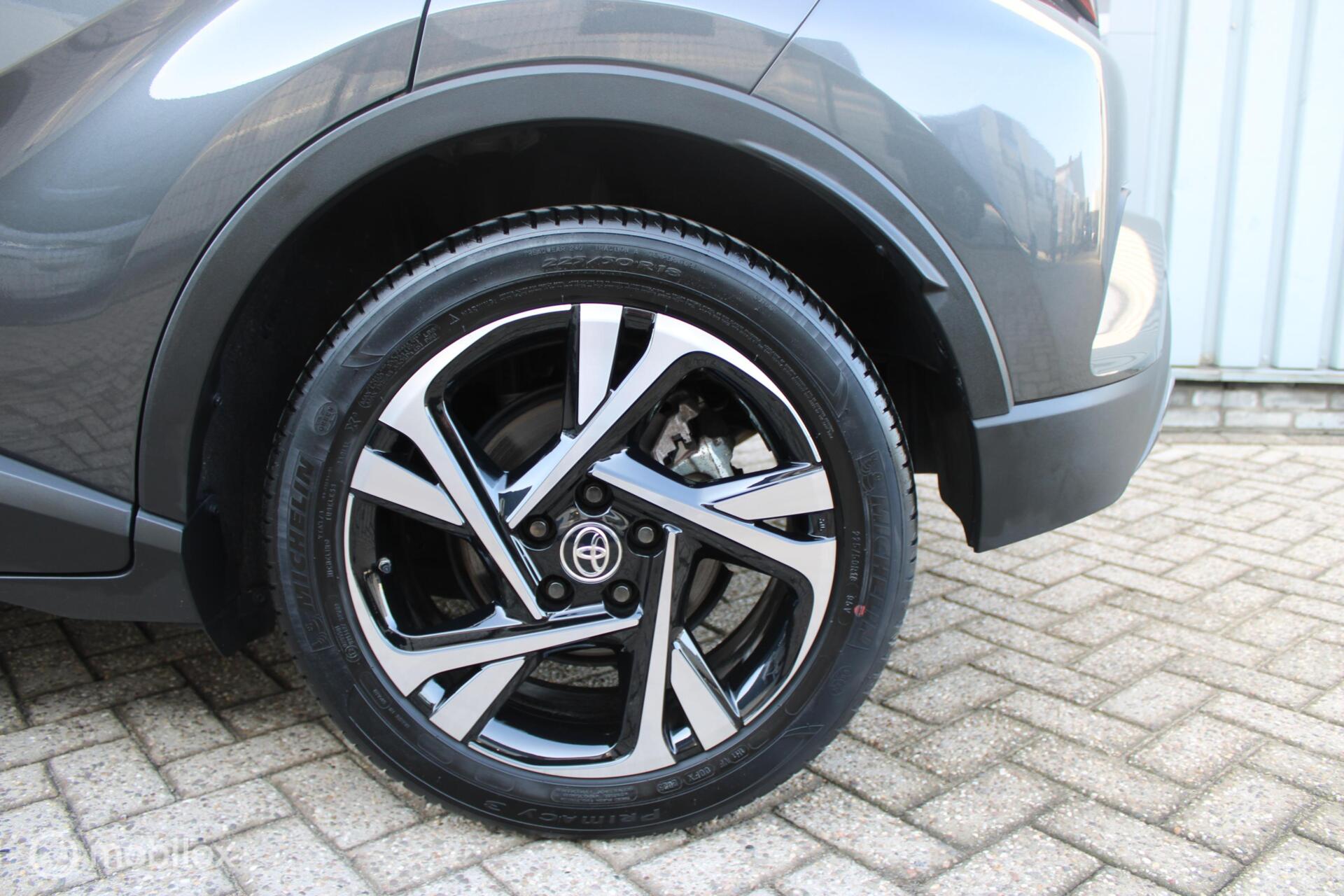 Foto van Toyota Toyota C-hr