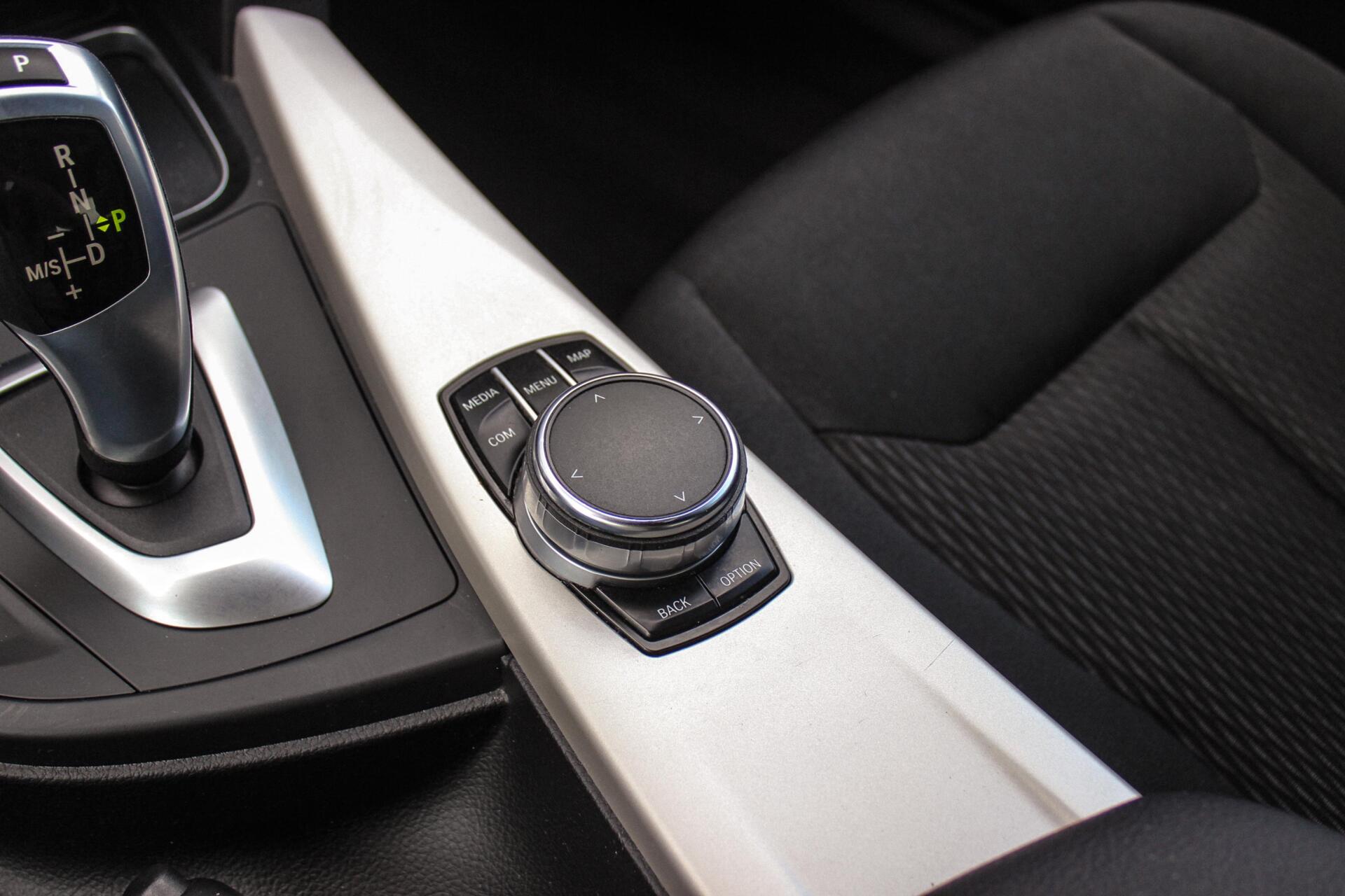 Foto van BMW 320i