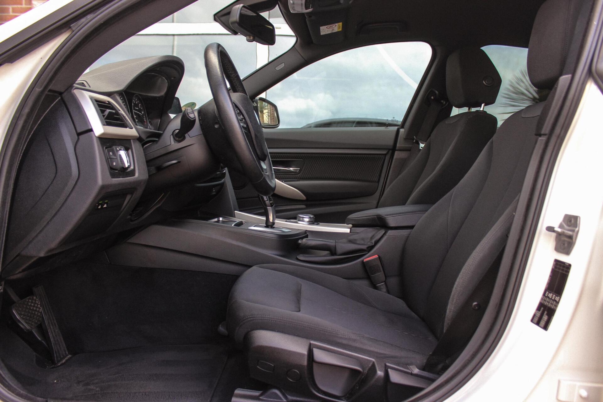 Foto van BMW 320i