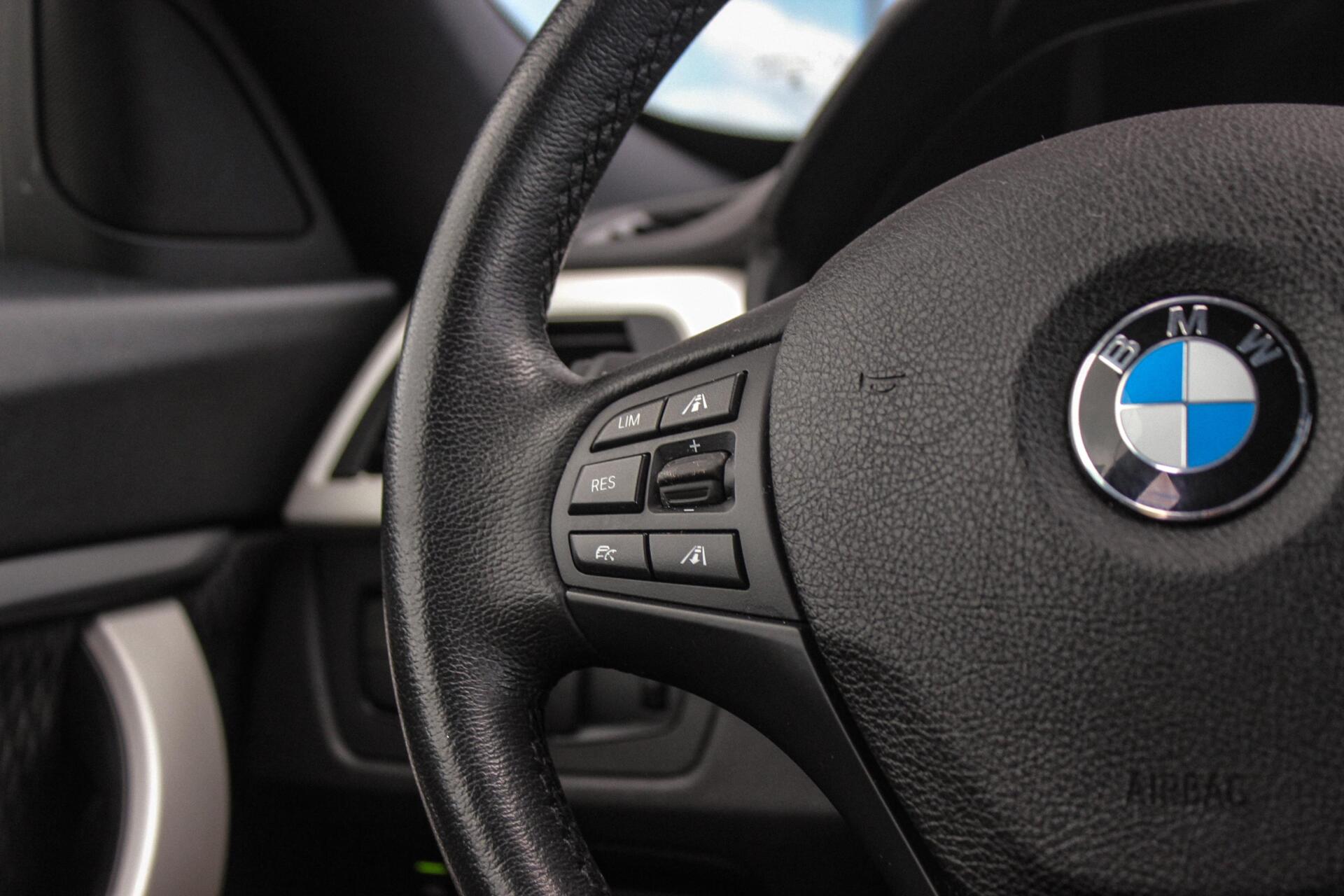 Foto van BMW 320i
