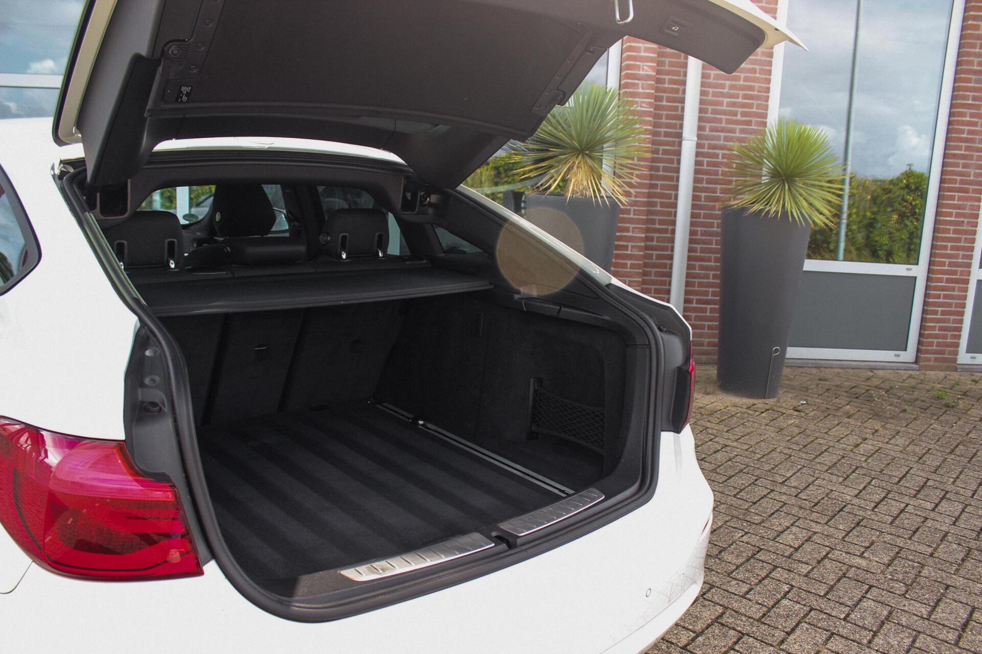 Foto van BMW 320i