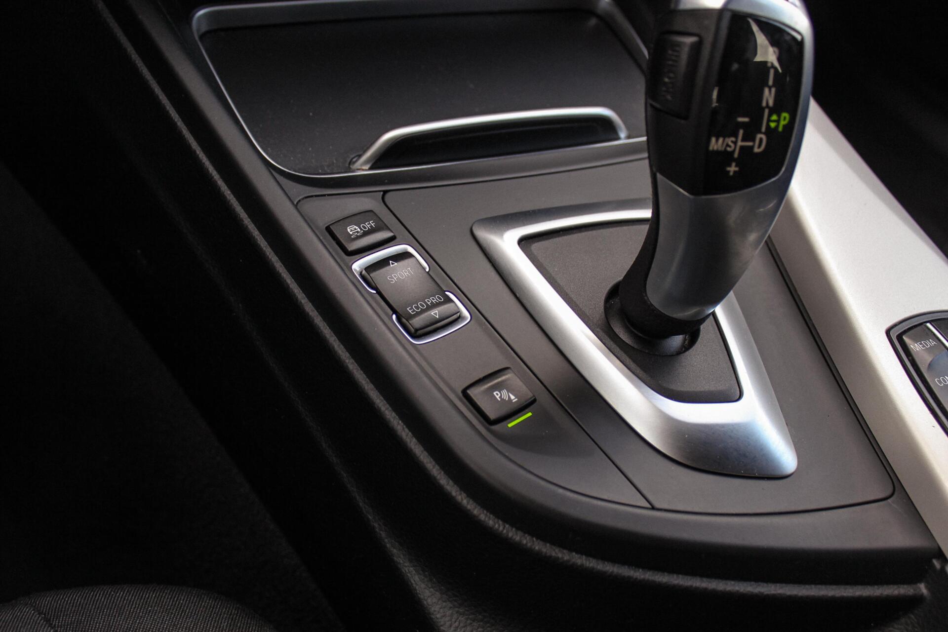 Foto van BMW 320i