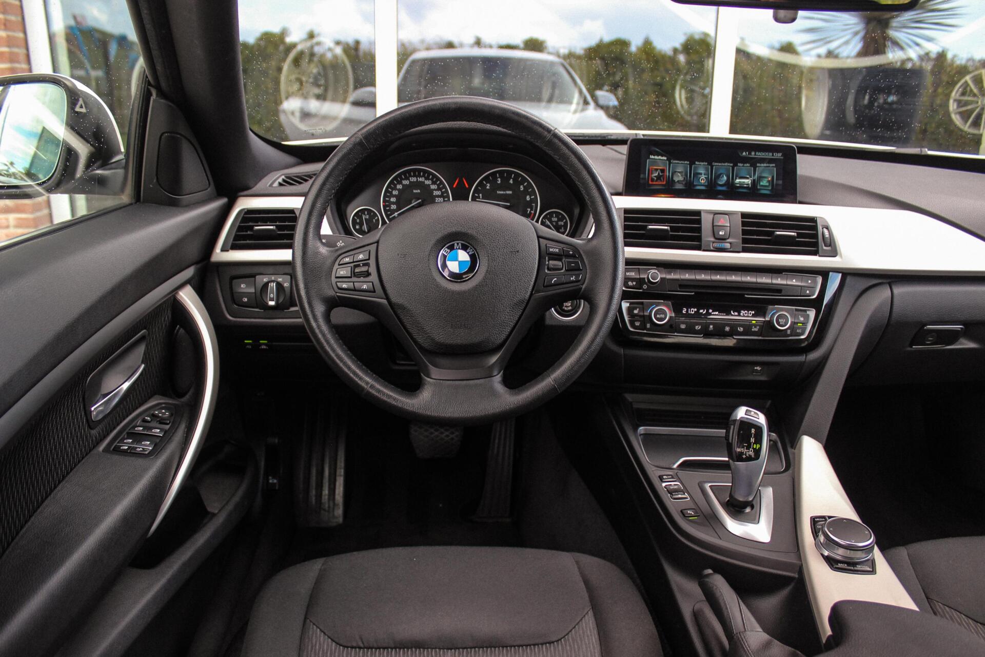 Foto van BMW 320i