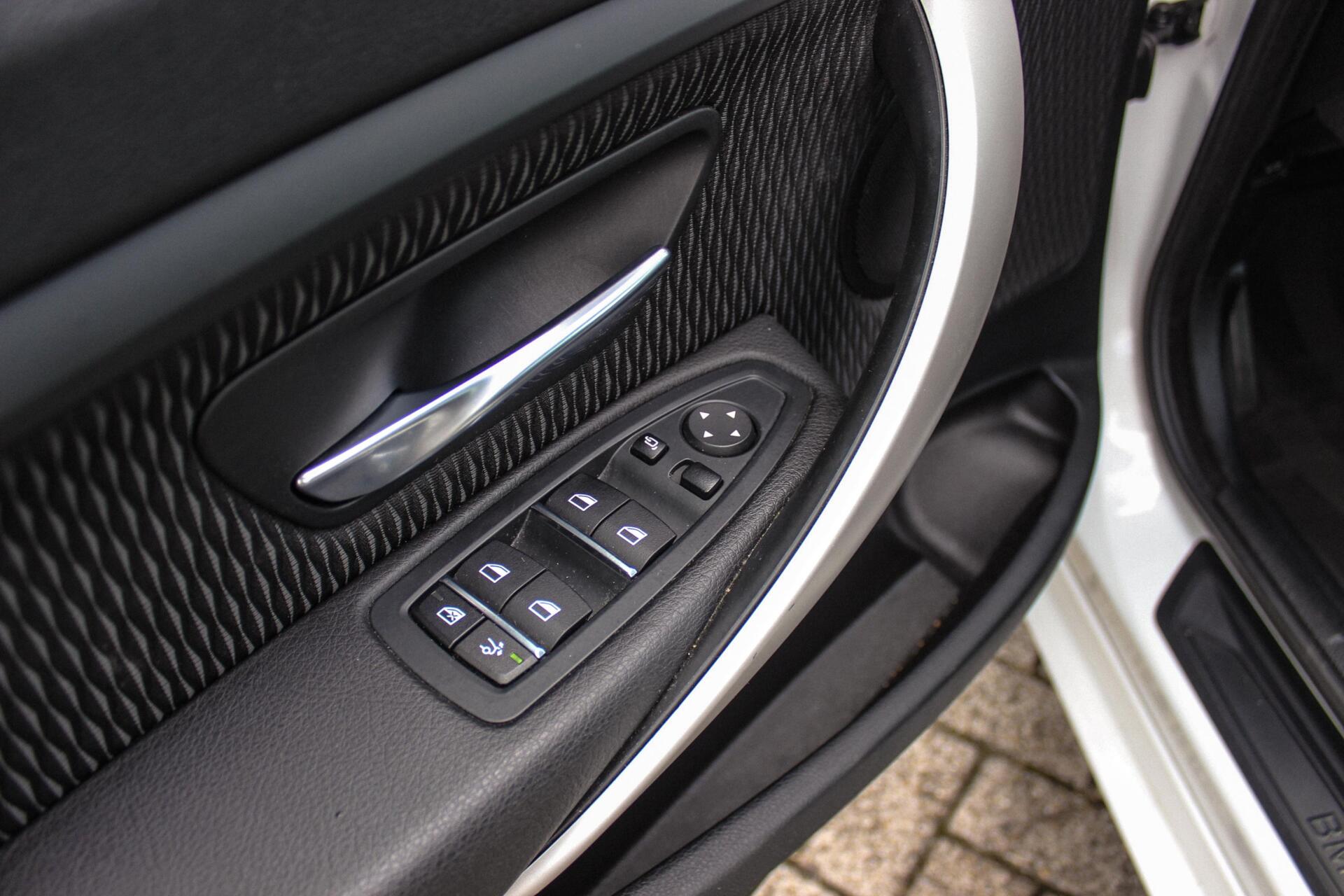 Foto van BMW 320i
