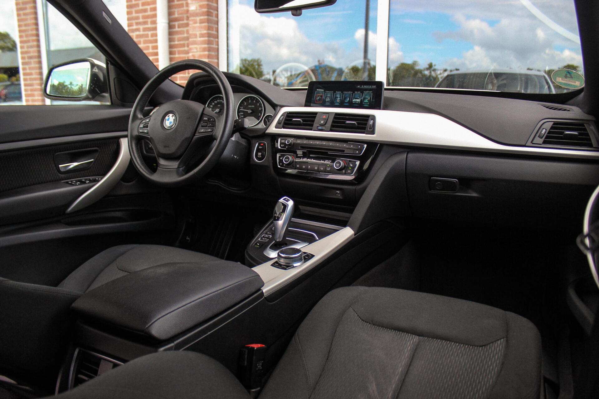 Foto van BMW 320i