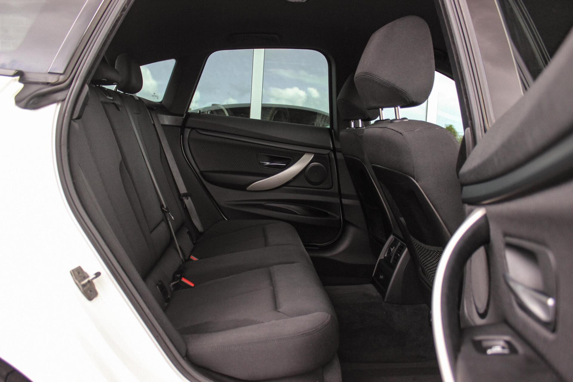 Foto van BMW 320i