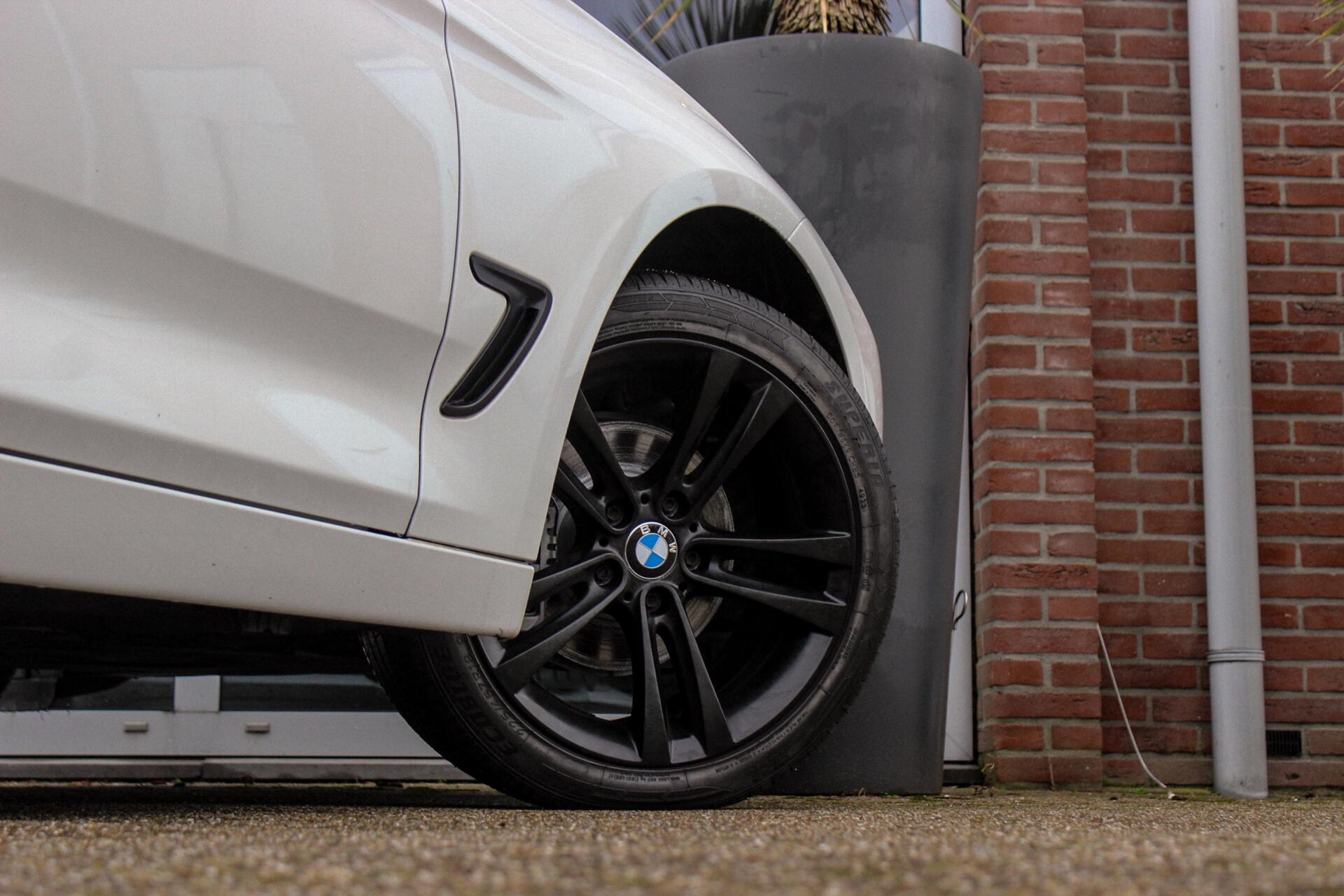Foto van BMW 320i