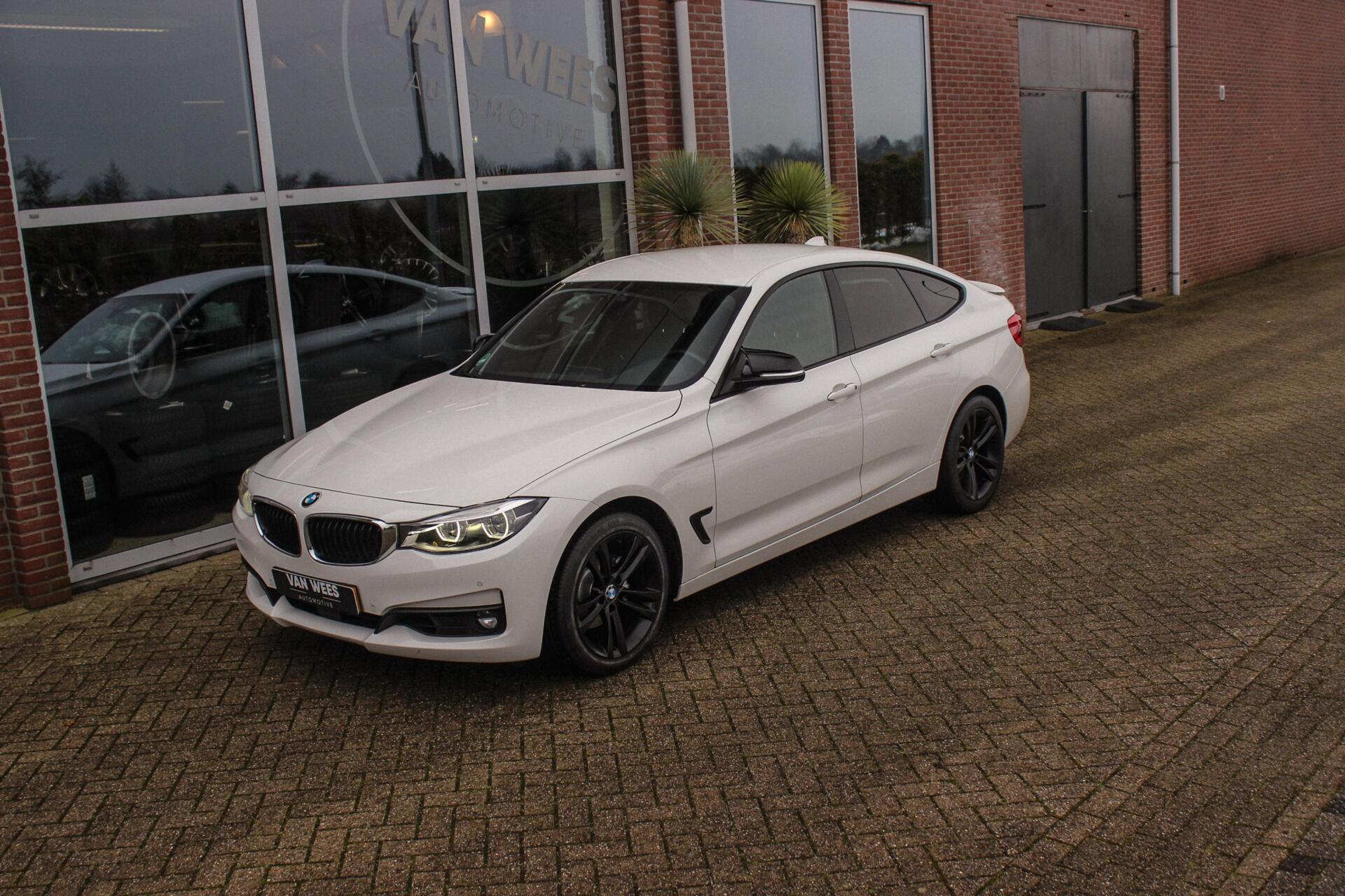 Foto van BMW 320i