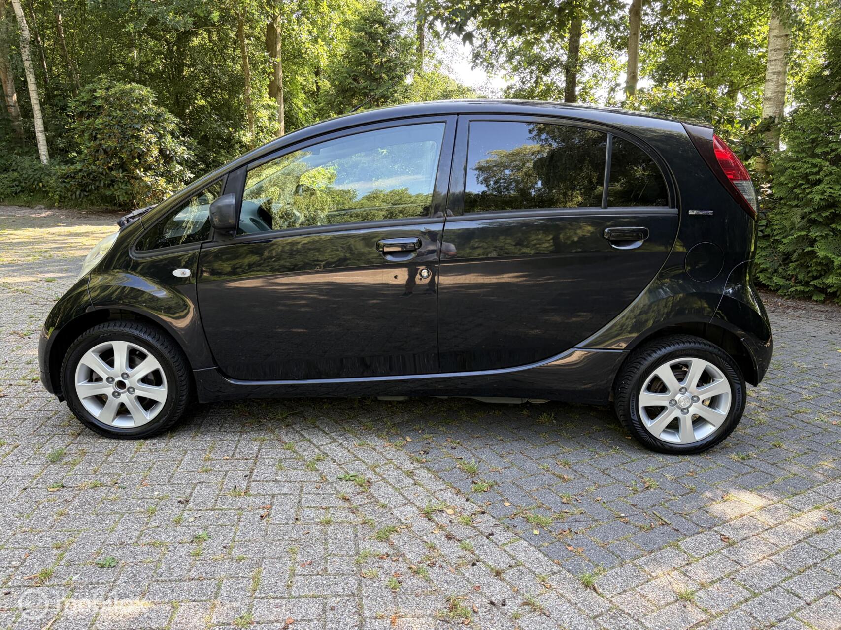 Foto van Peugeot Ion