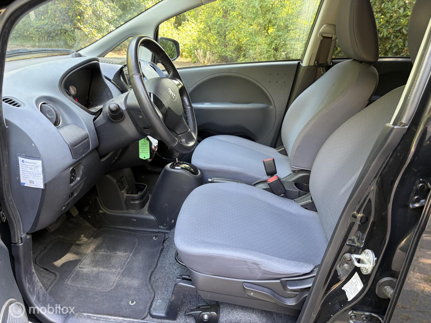 Foto van Peugeot Ion