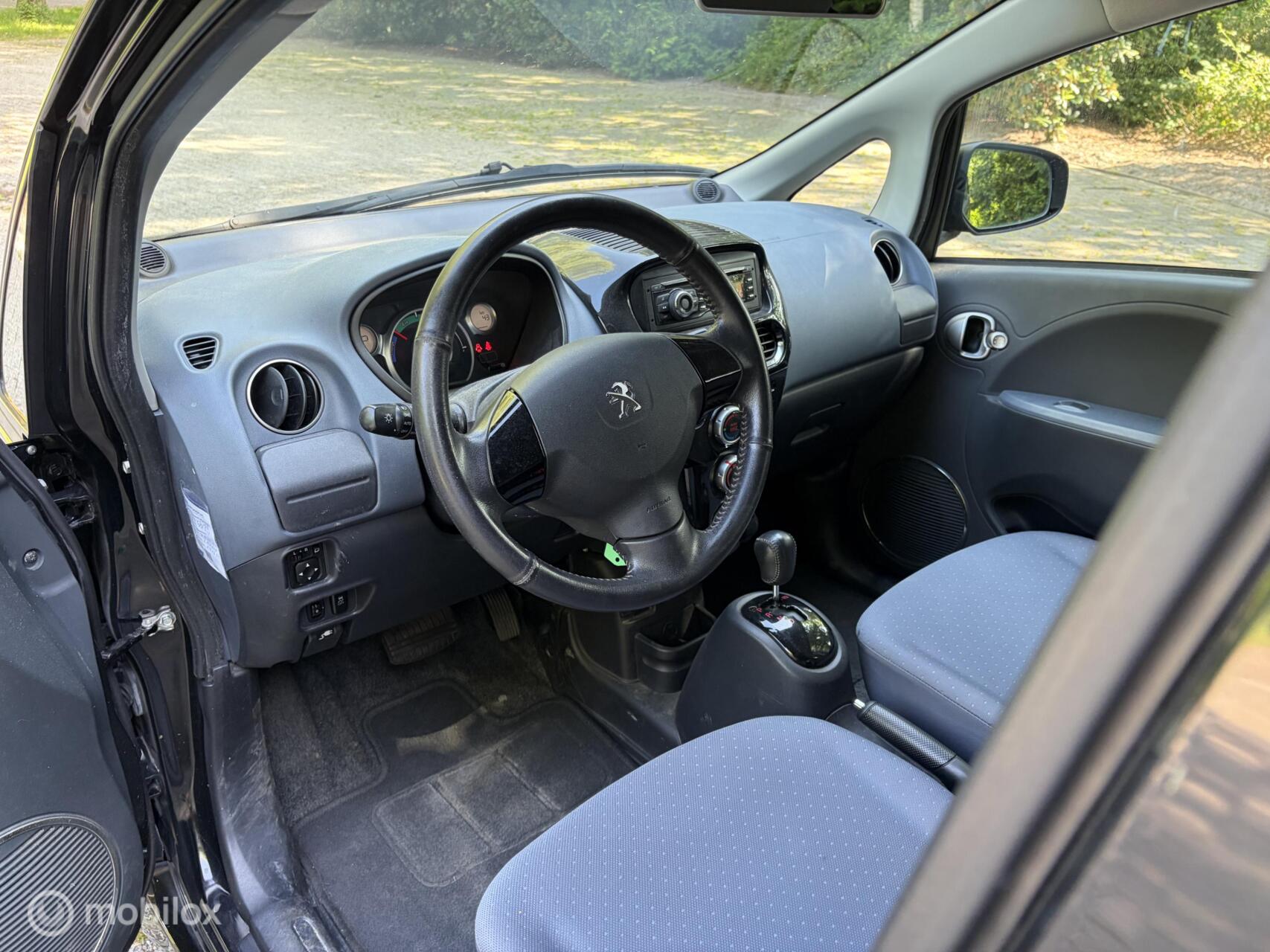 Foto van Peugeot Ion