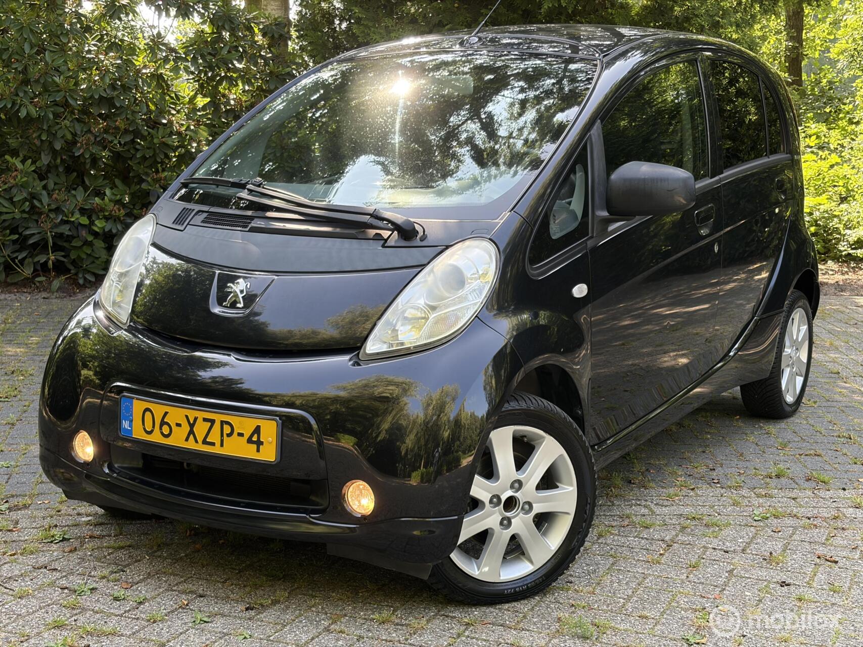 Peugeot Ion Active 2012 - voorkant