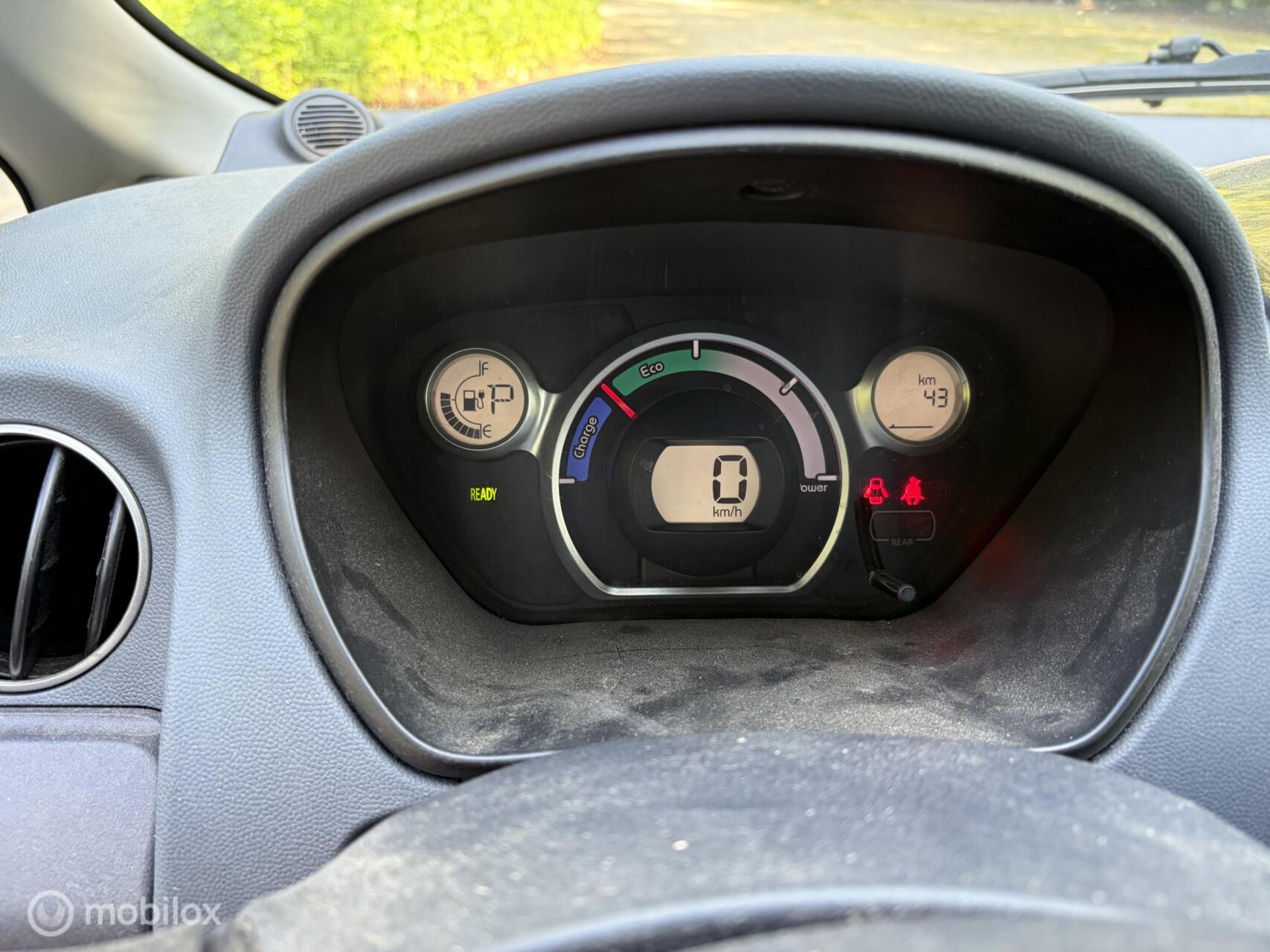 Foto van Peugeot Ion