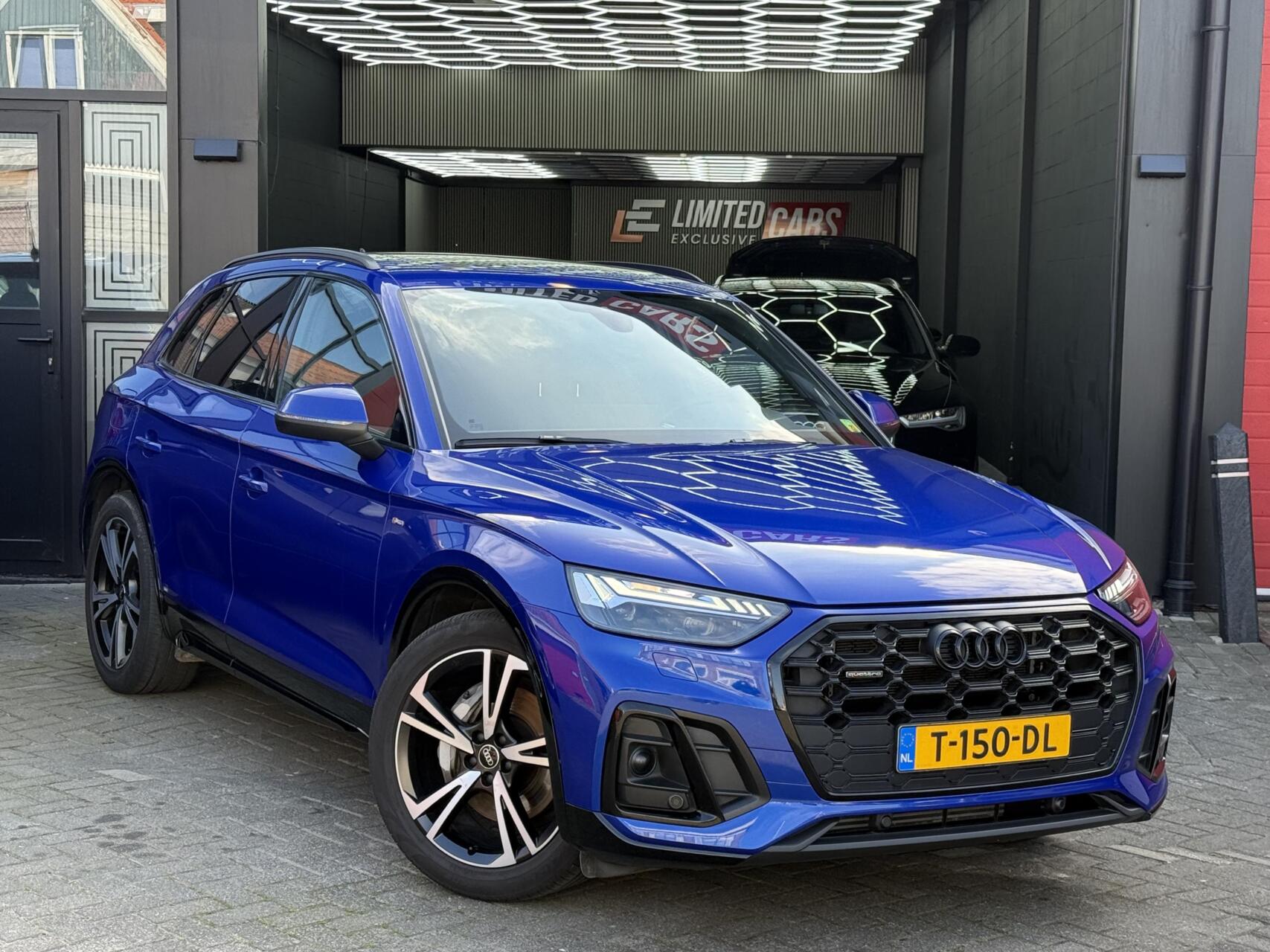Audi Q5 50 TFSI E 50 TFSI e S edition Competition 2023 - voorkant