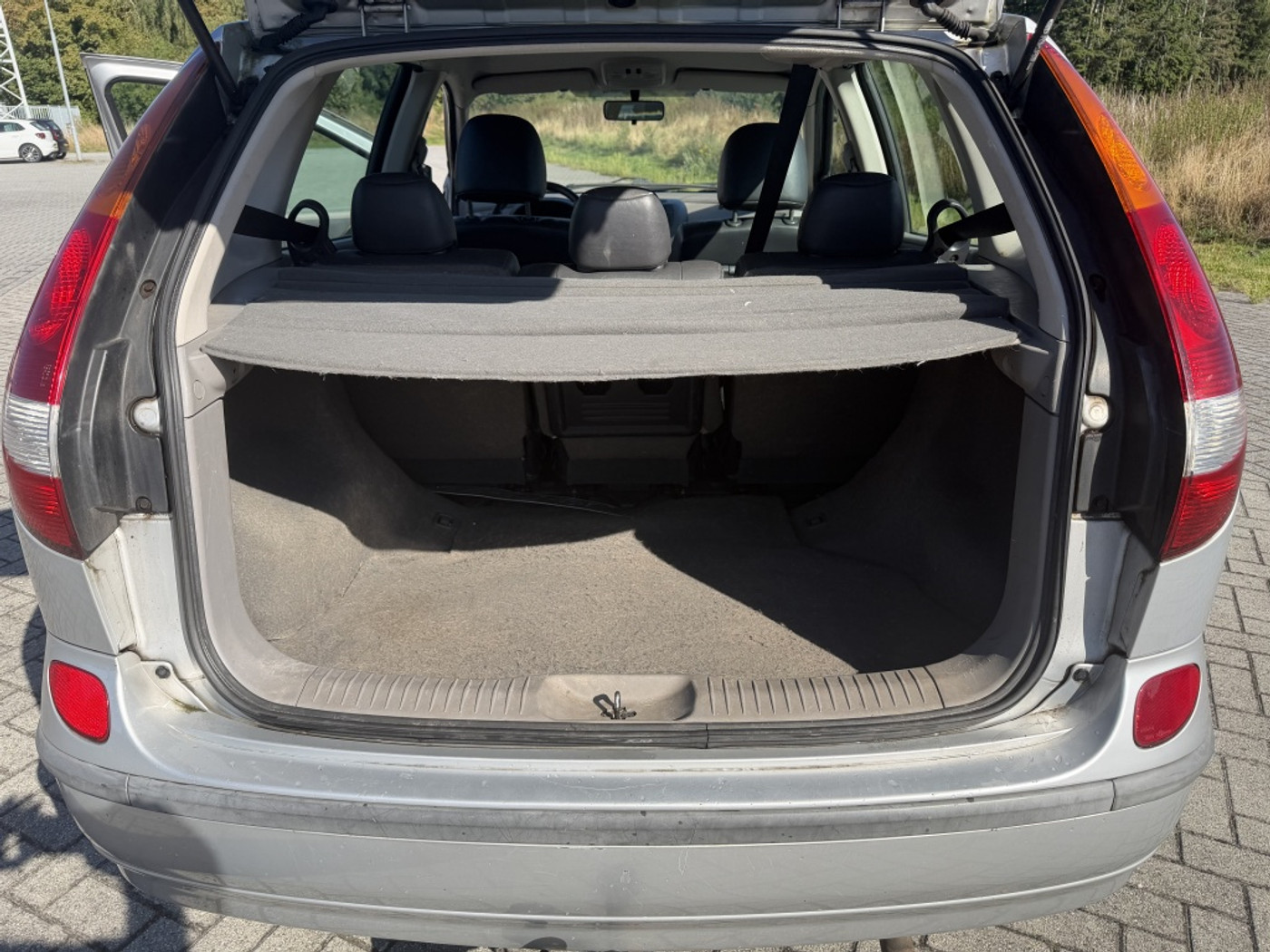 Foto van Nissan Nissan Almera Tino