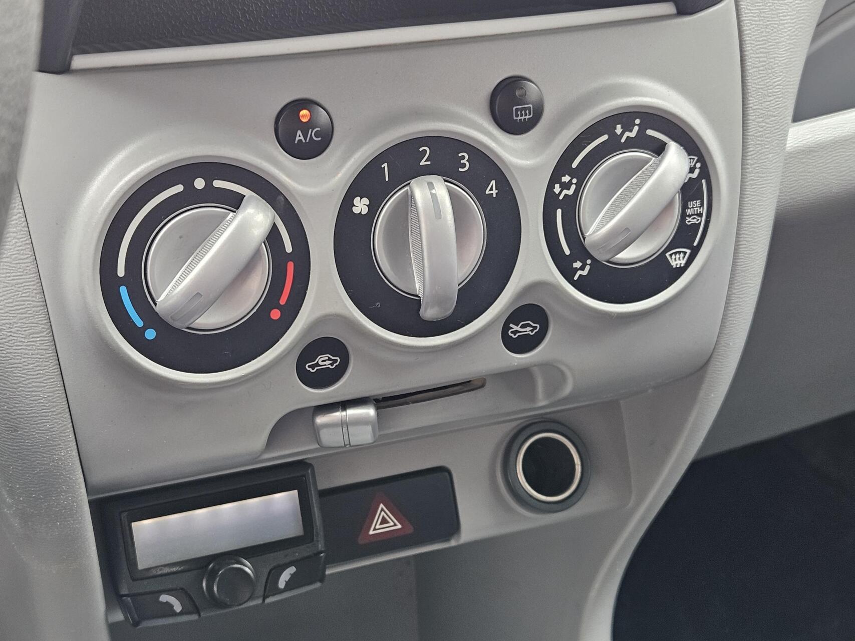 Foto van Nissan Nissan Pixo
