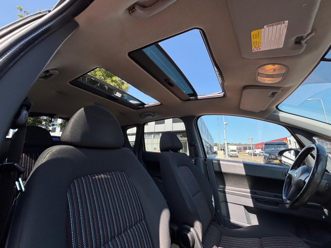 Foto van Mitsubishi Mitsubishi Colt