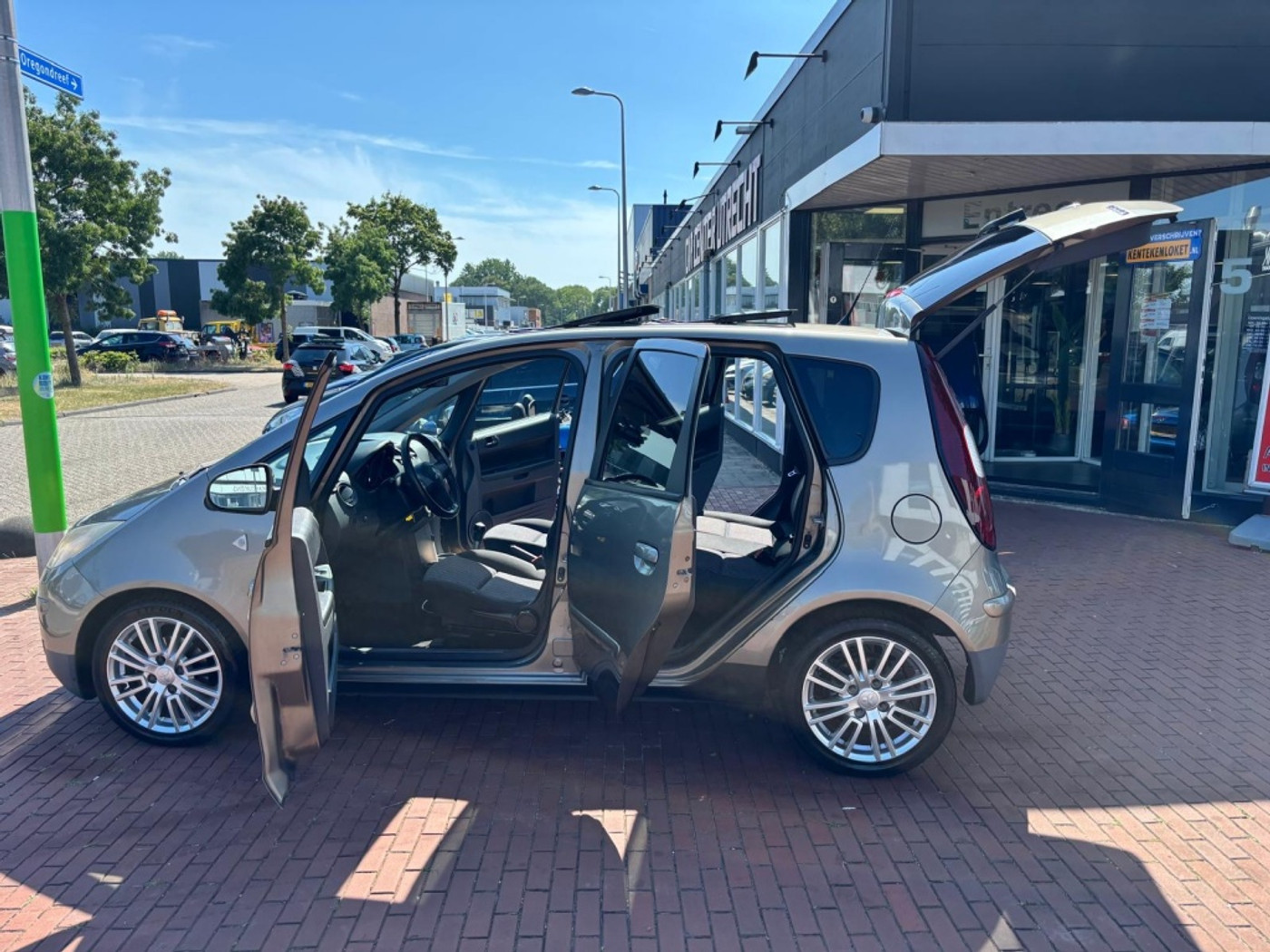 Foto van Mitsubishi Mitsubishi Colt