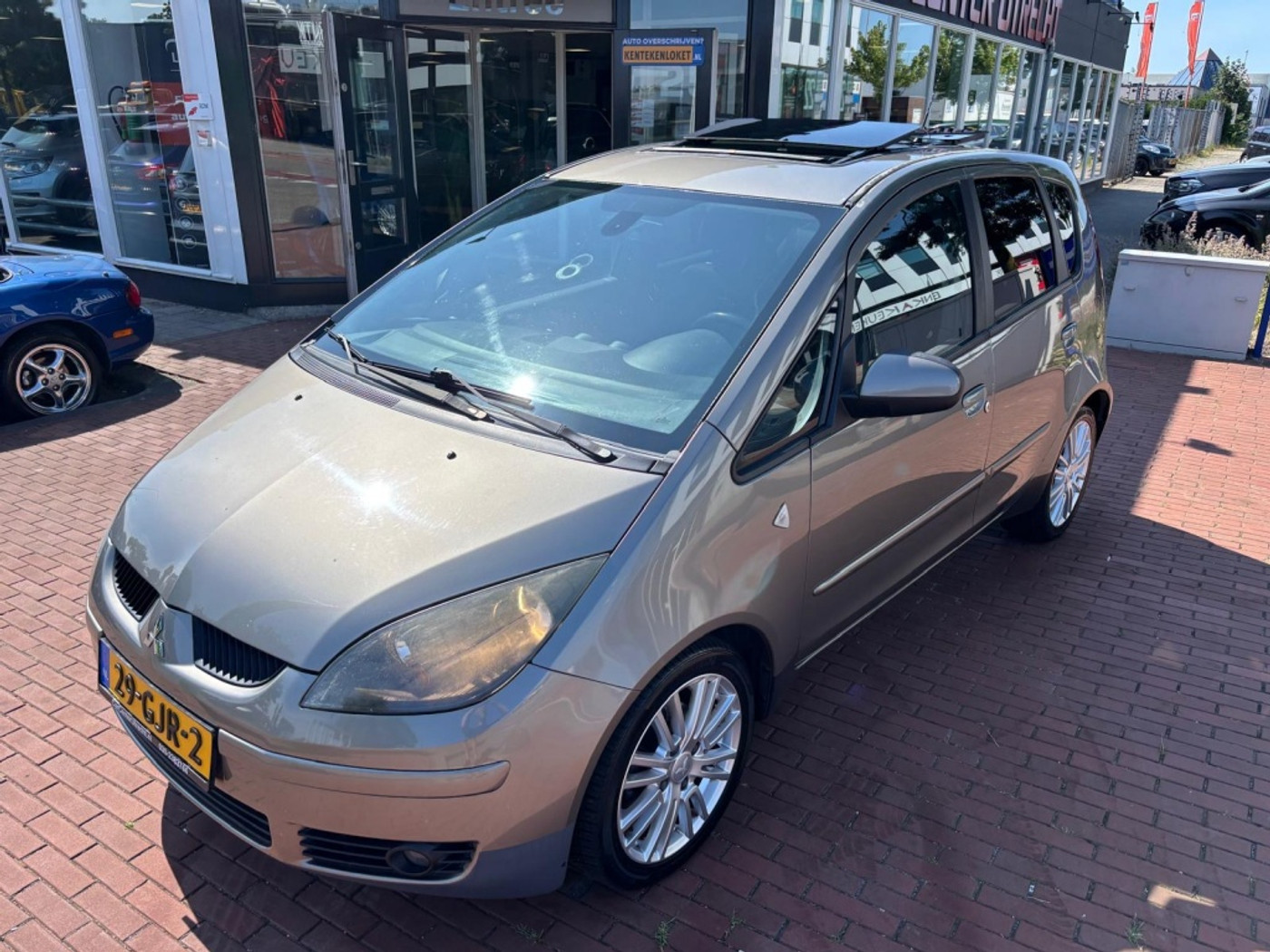 Foto van Mitsubishi Mitsubishi Colt