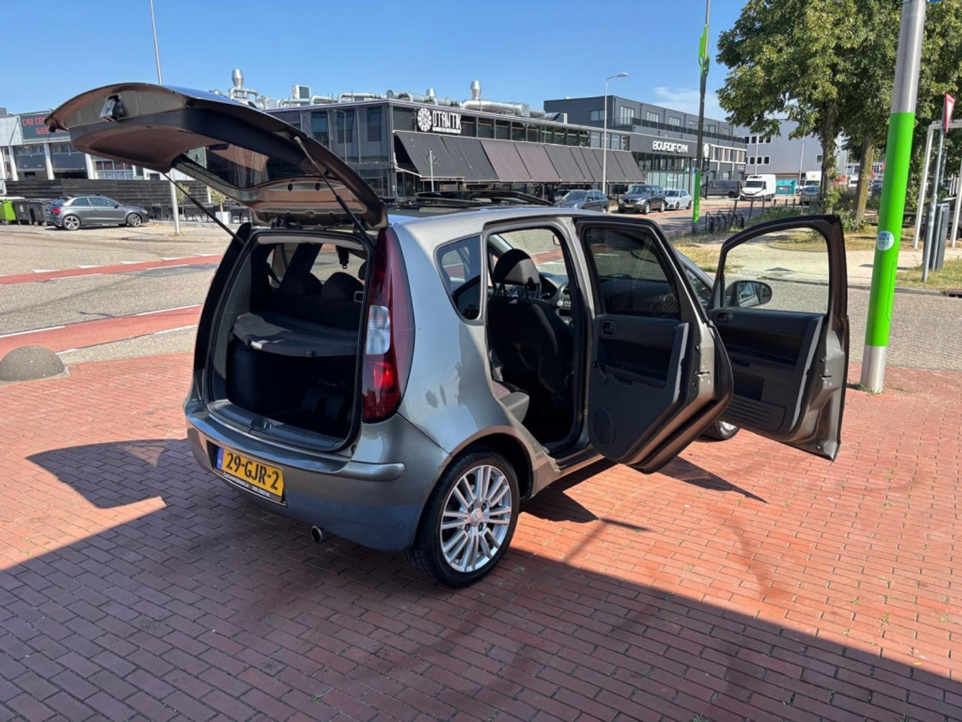 Foto van Mitsubishi Mitsubishi Colt