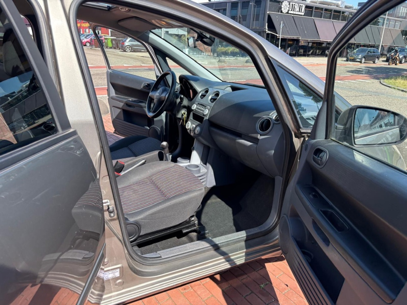 Foto van Mitsubishi Mitsubishi Colt