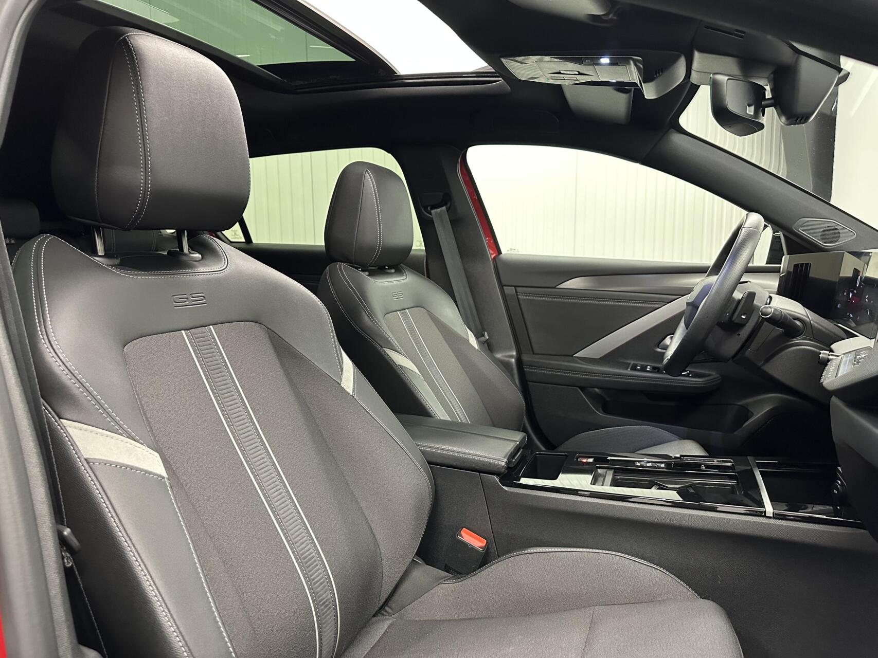 Foto van Opel Astra Sports Tourer