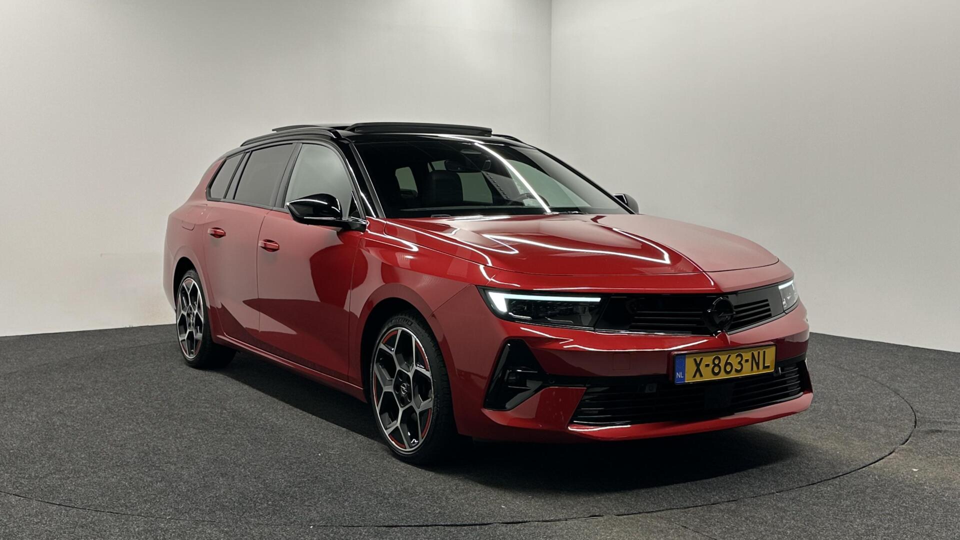 Foto van Opel Astra Sports Tourer